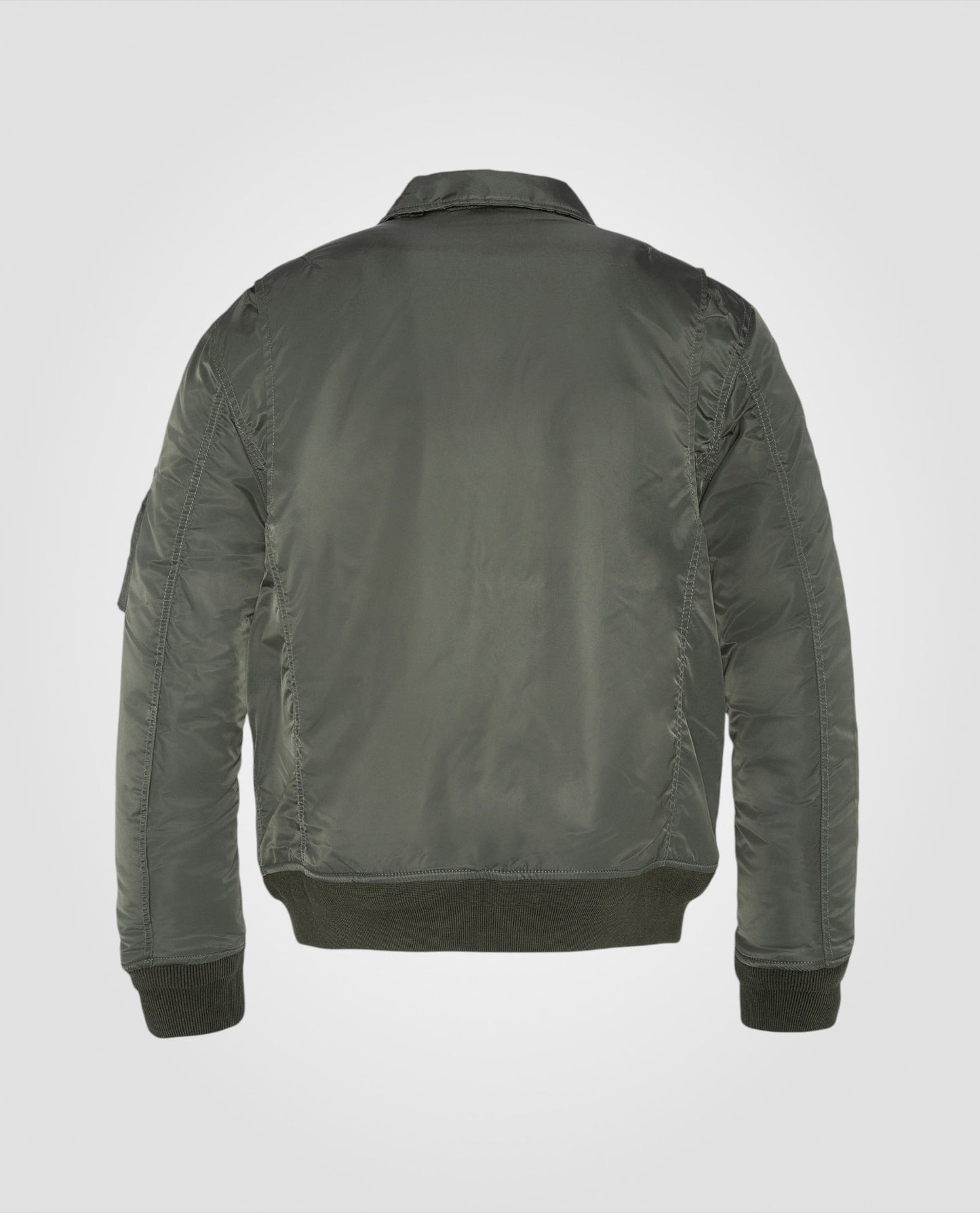 Bomber Cwu Sage Khaki in recyceltem Nylon, eingestellter Schnitt, großer Größe