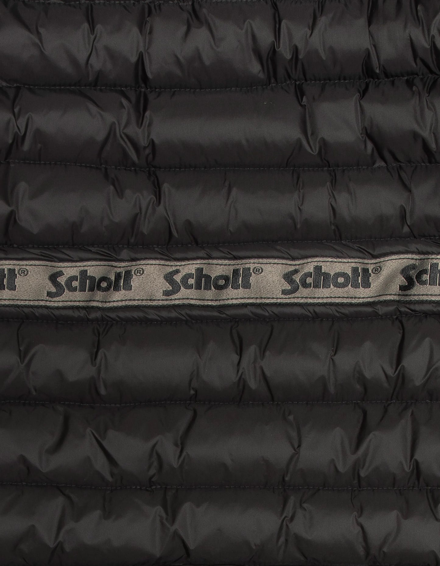 Multipoche nere con cappuccio