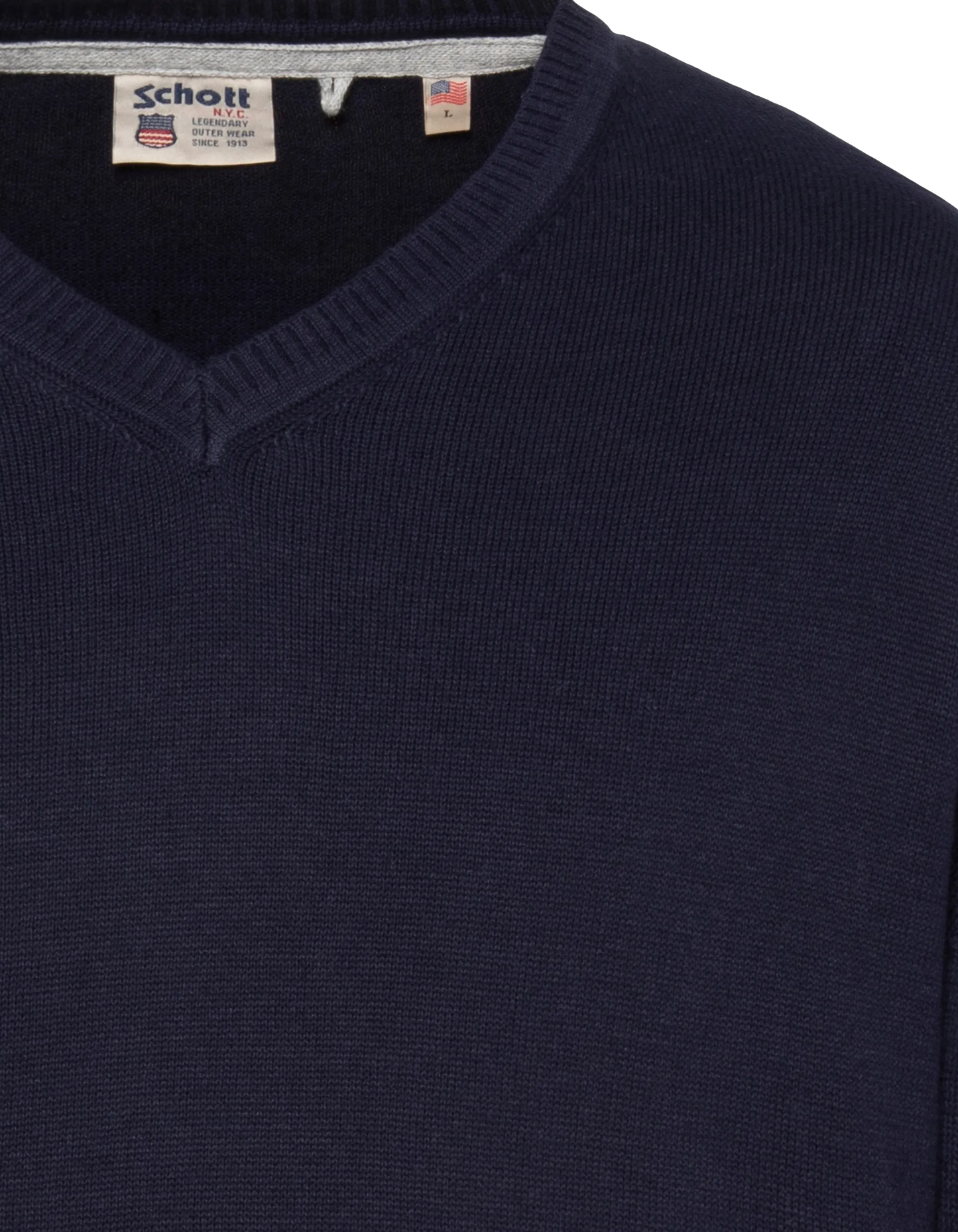 Pull léger bleu marine col V