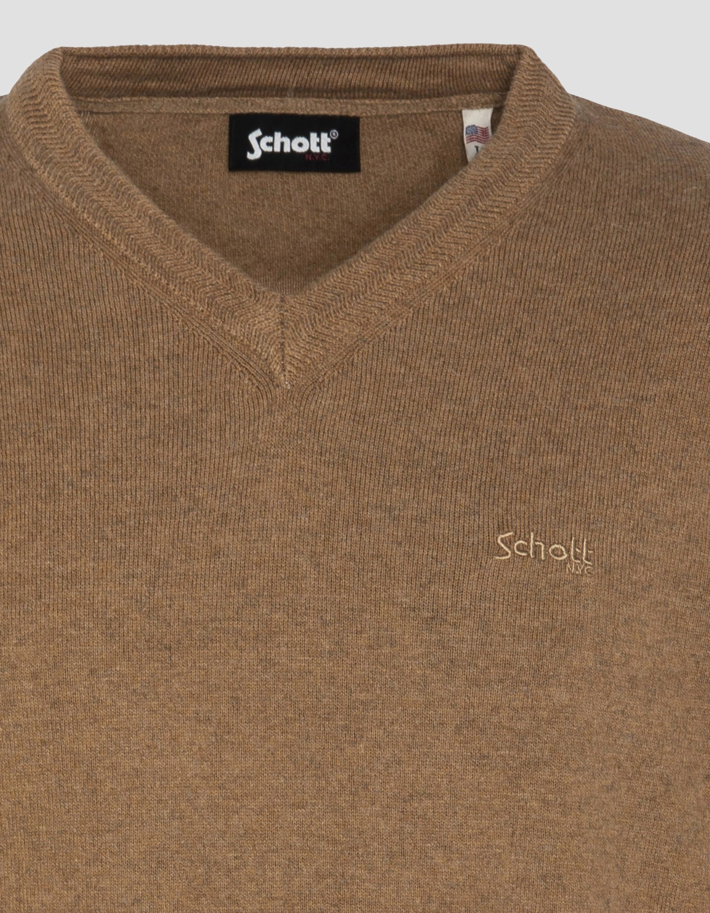 Ziehen Sie das V -Neck -Kamel in feinem Netz ab