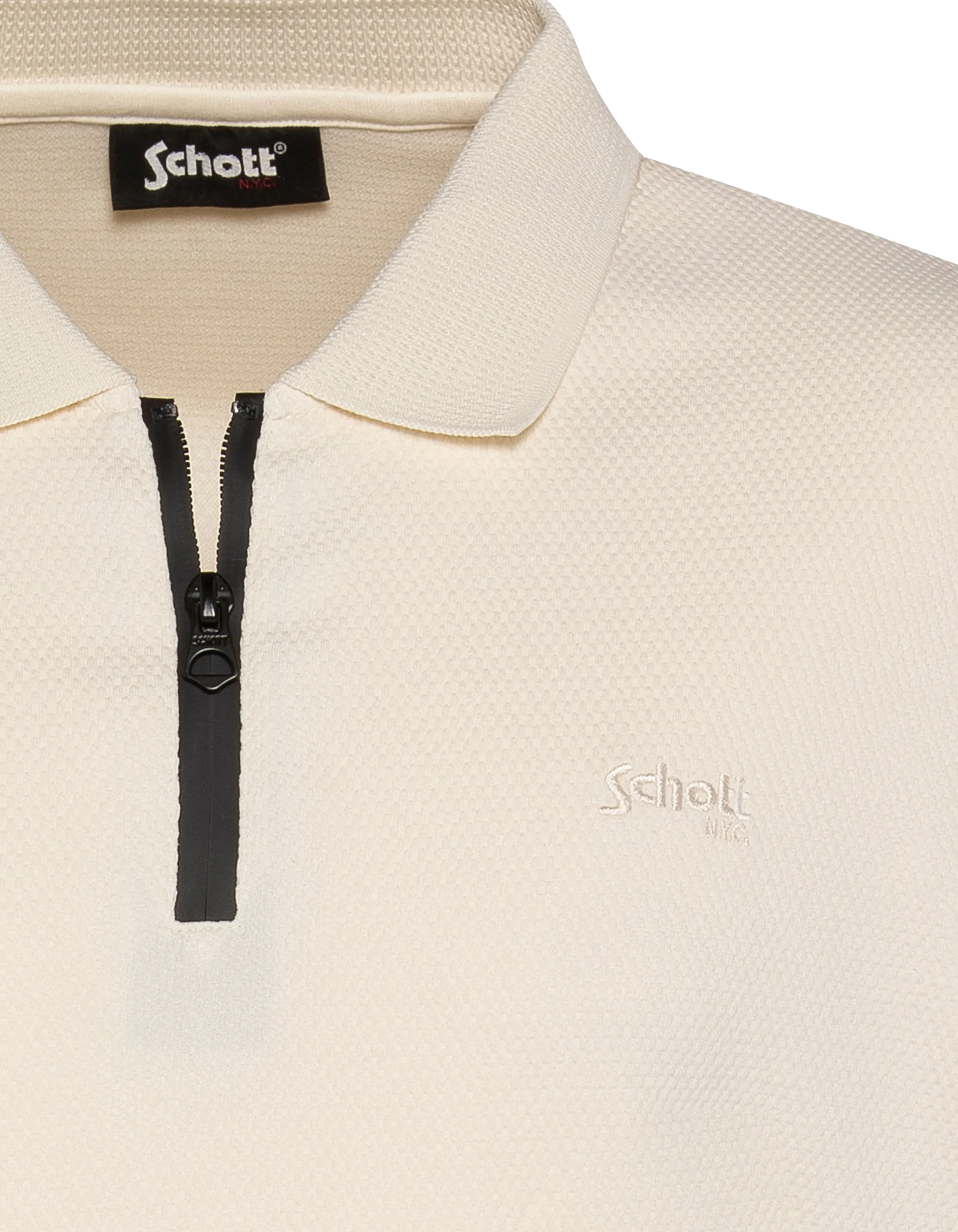 Weißes Poloshirt aus geprägtem Strick