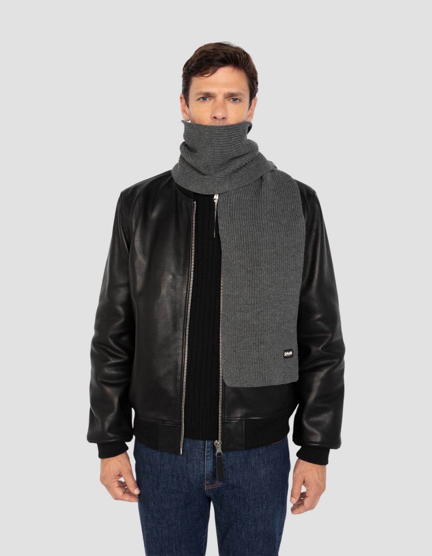 Anthrazitschal in geripptem Netz