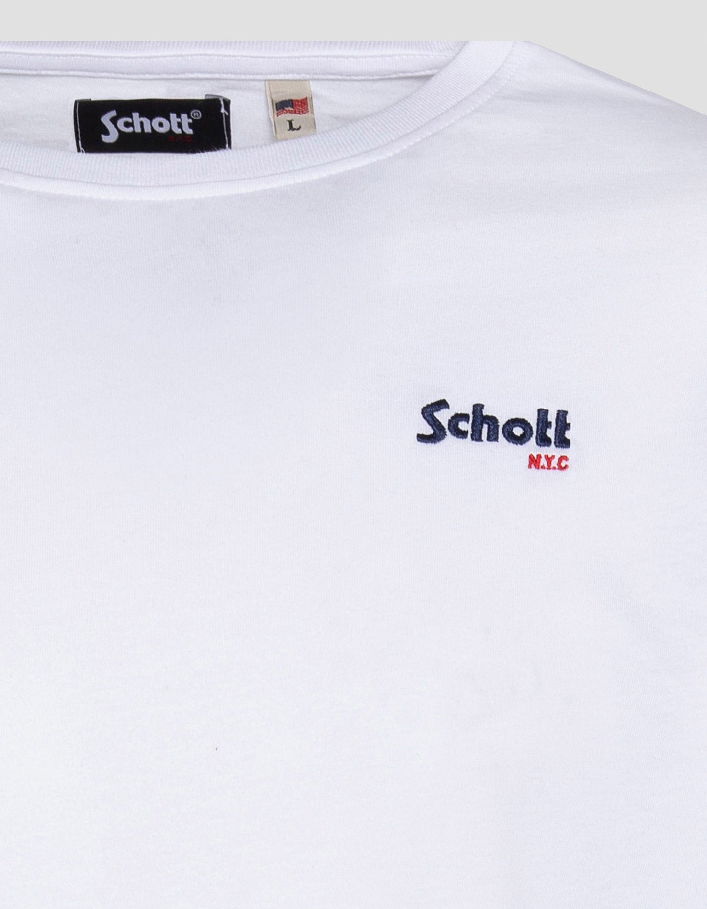 Camiseta blanca con mangas largas bordadas