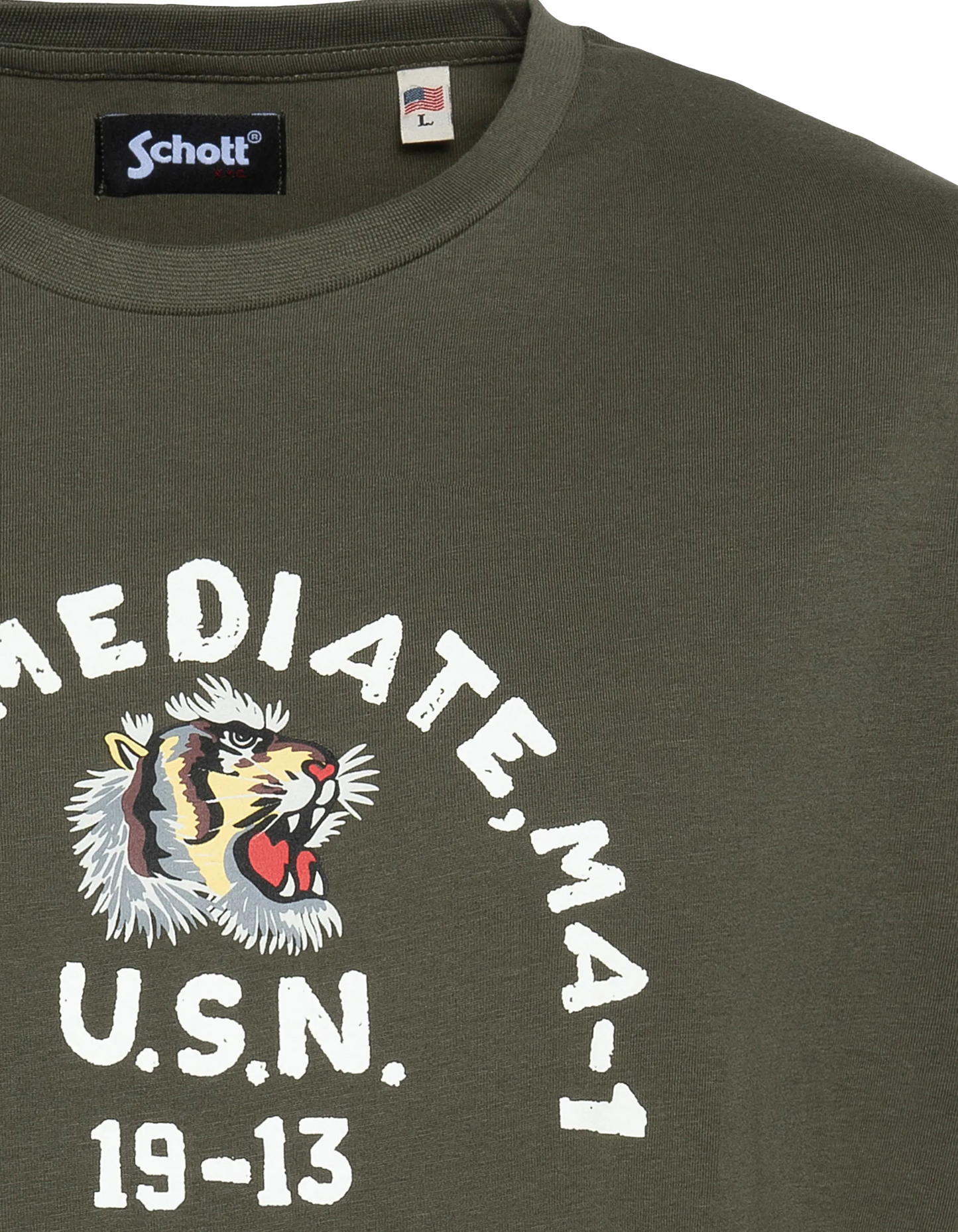 Khaki bedrucktes U.S.N. T-Shirt.