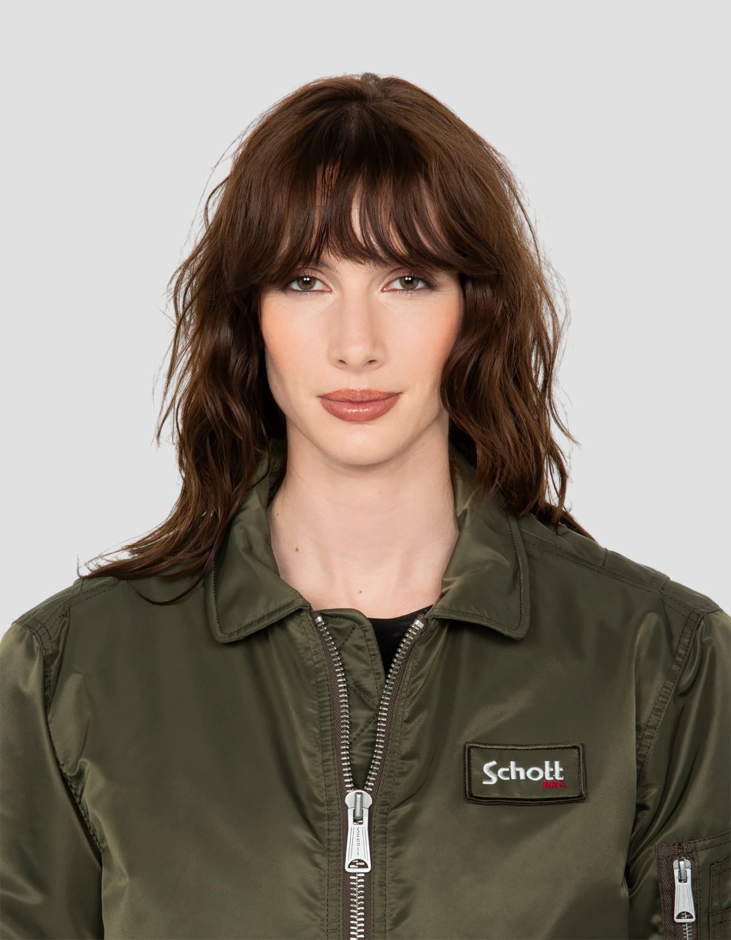 Bomber CWU army kaki en nylon recyclé, coupe ajustée
