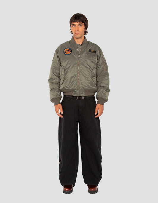 Bomber con stemma color salvia color kaki tipo MA-1