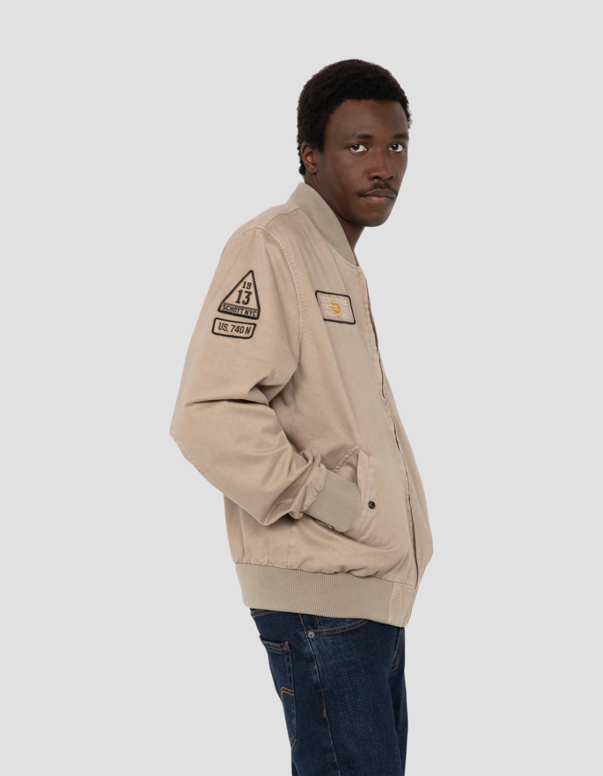 Bomber badgé taupe type MA-1 en coton lavé-4