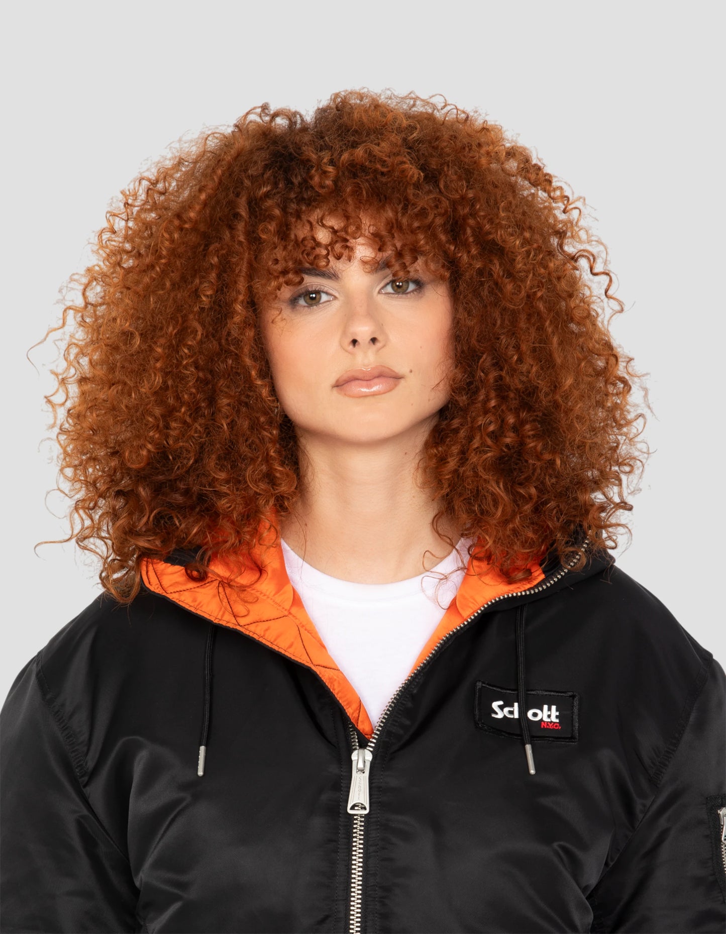 Giacca bomber nero tipo N2B con zaino integrato