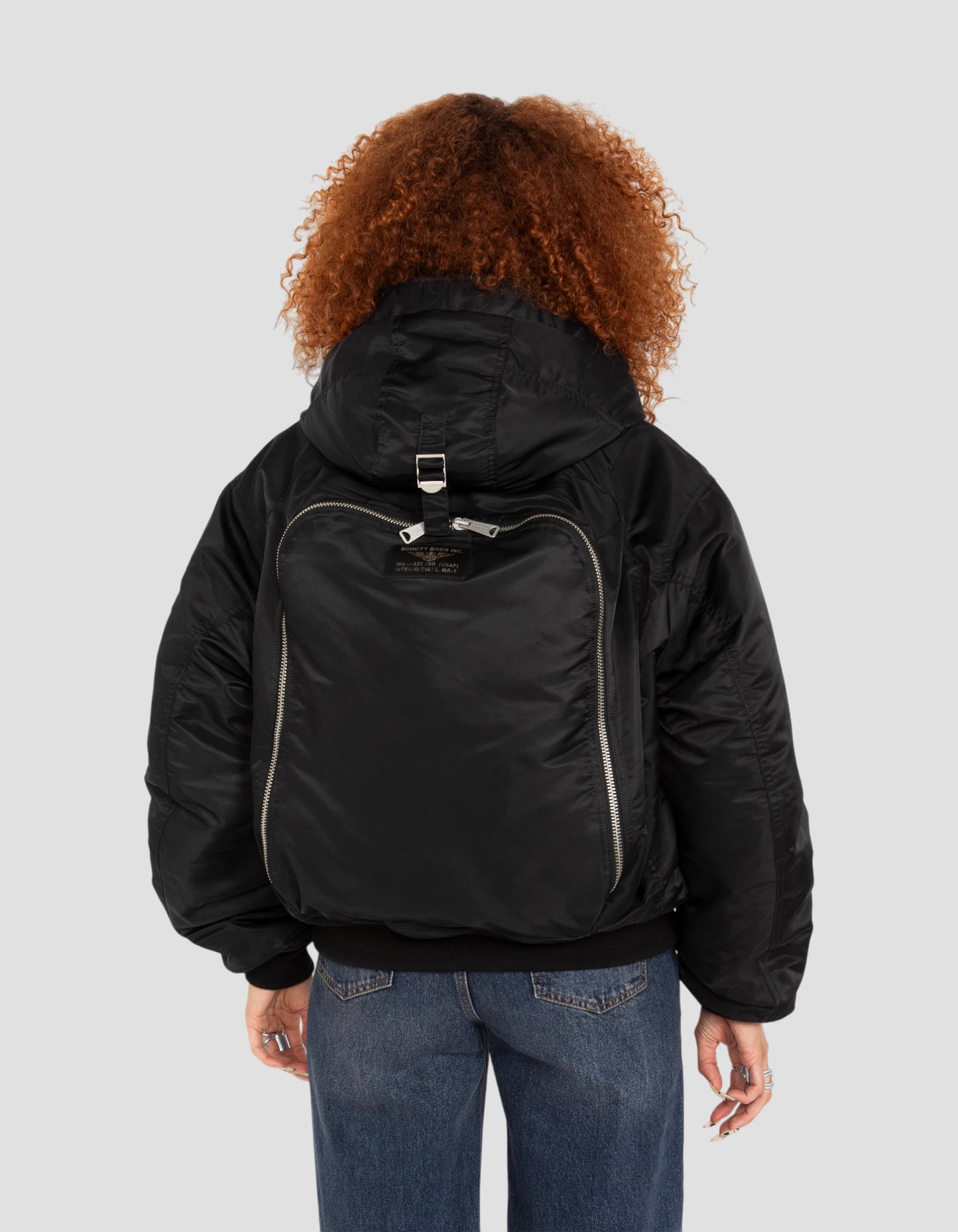 Giacca bomber nero tipo N2B con zaino integrato