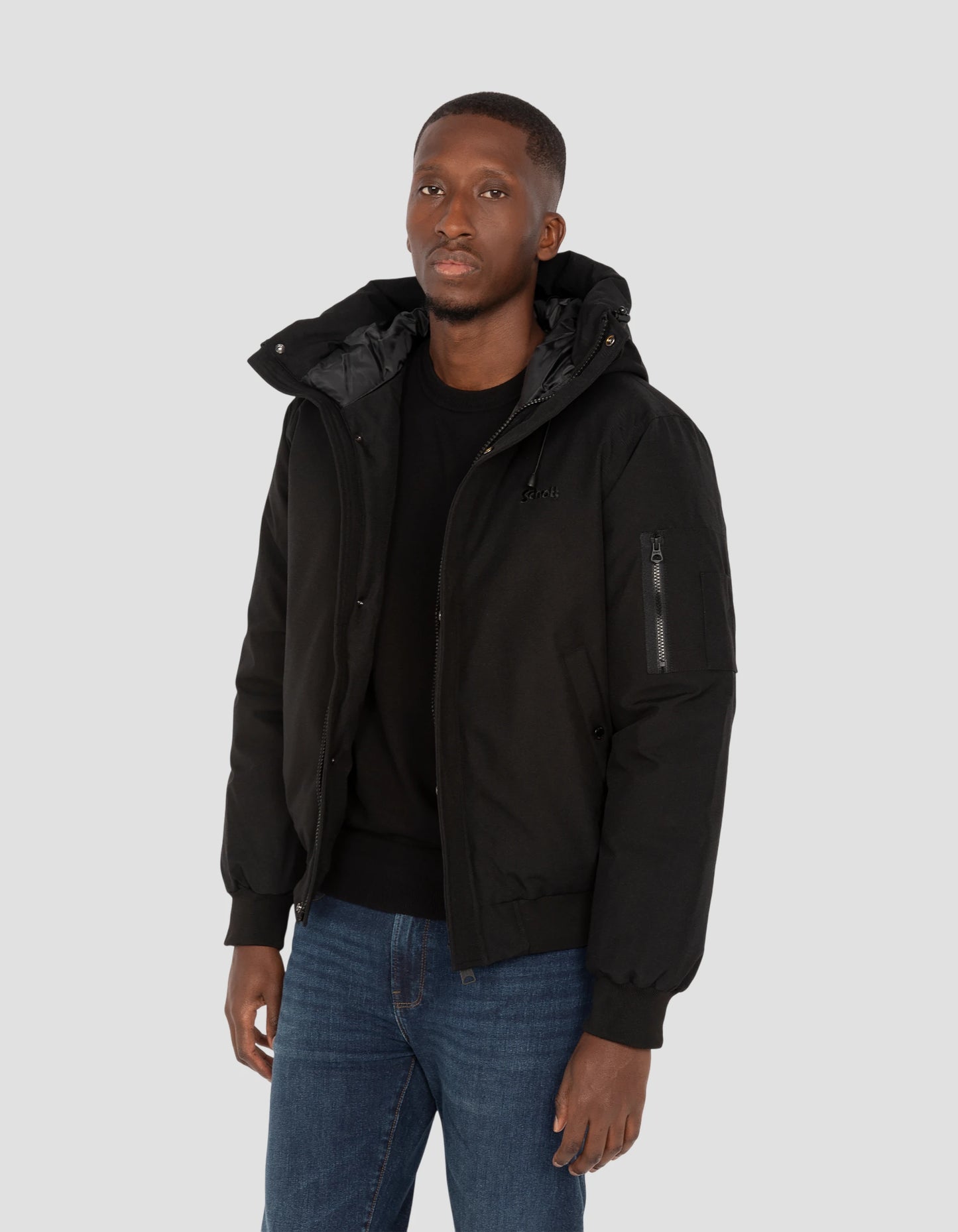 Giacca con cappuccio nero