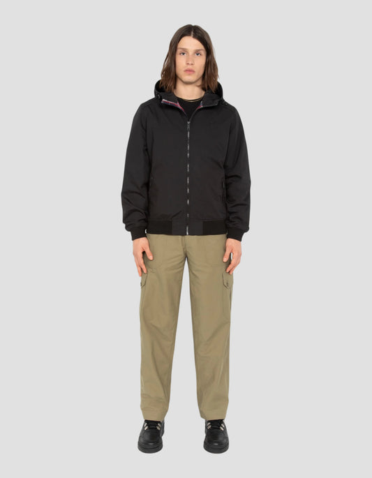 Blouson urban noir à capuche déperlant