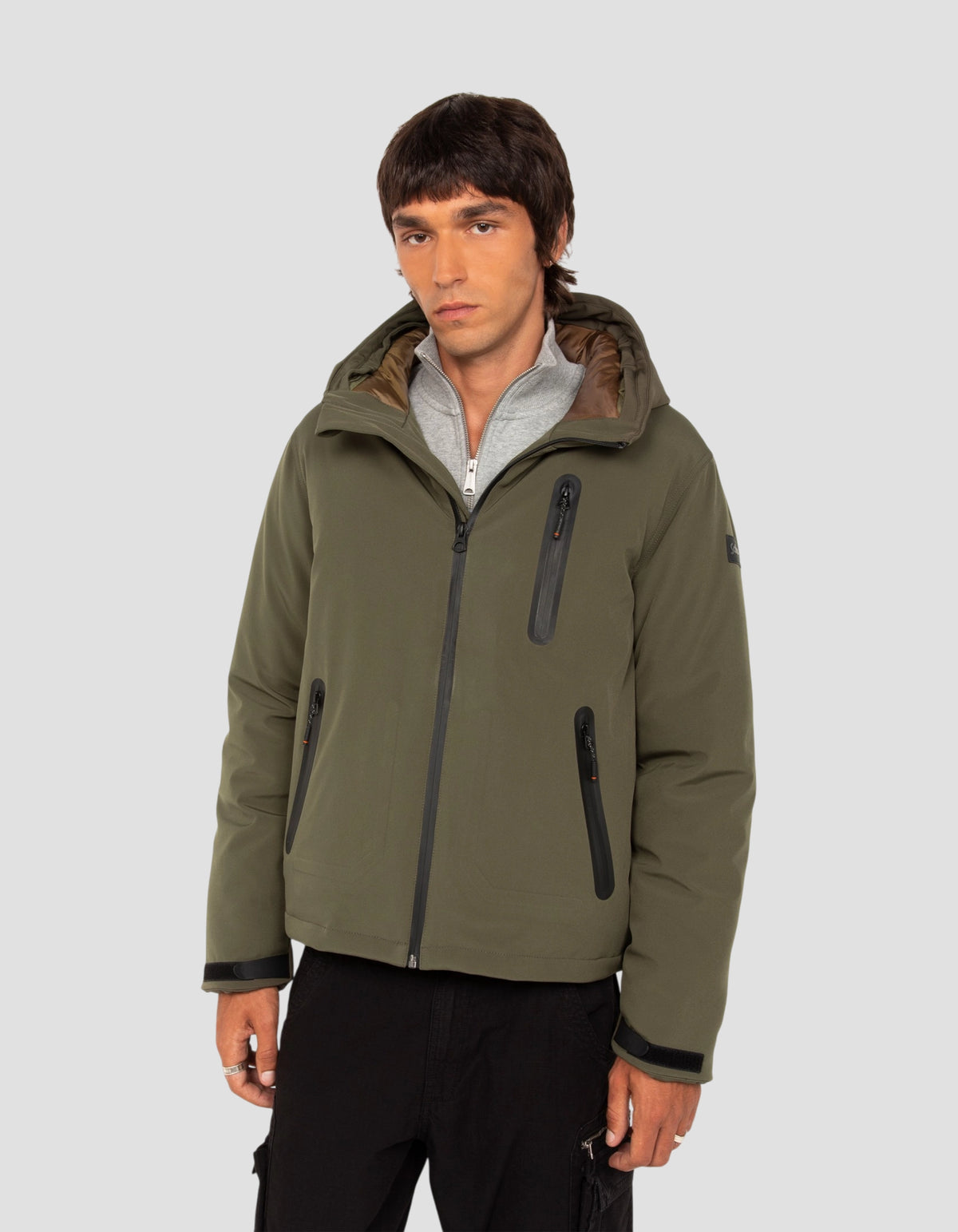 Parka technique kaki à capuche