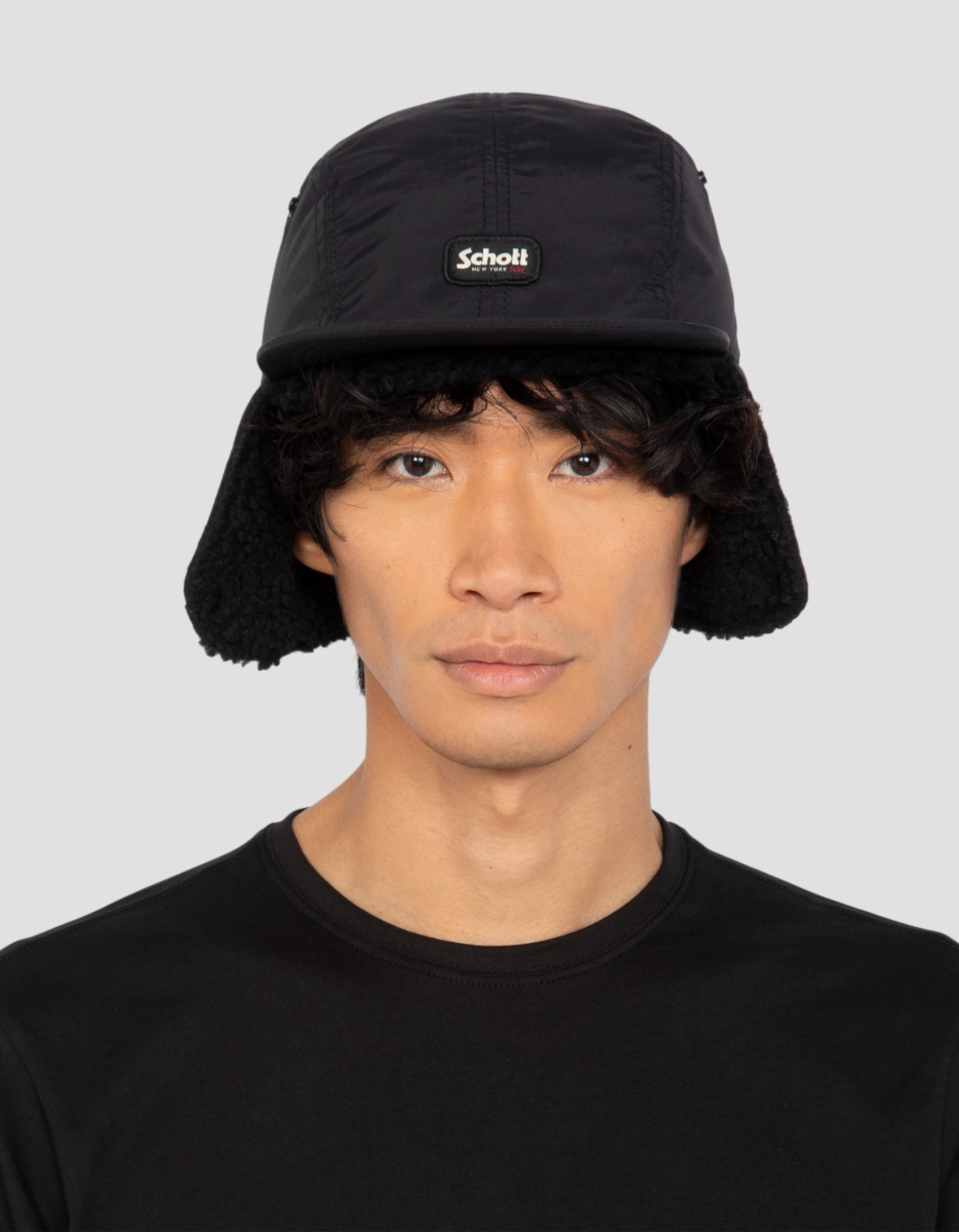 Tapa de chapka negra forrada de Sherpa-4