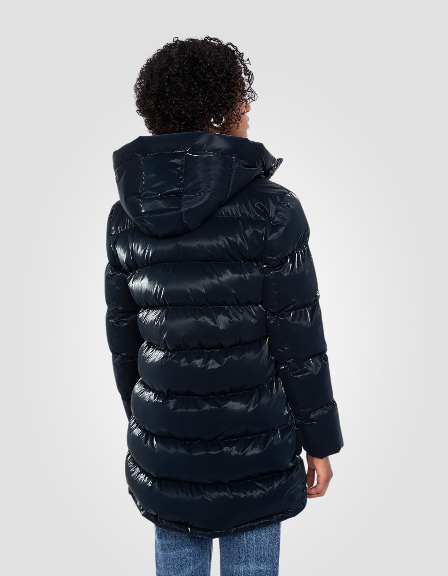 Doudoune longue à capuche effet satinée