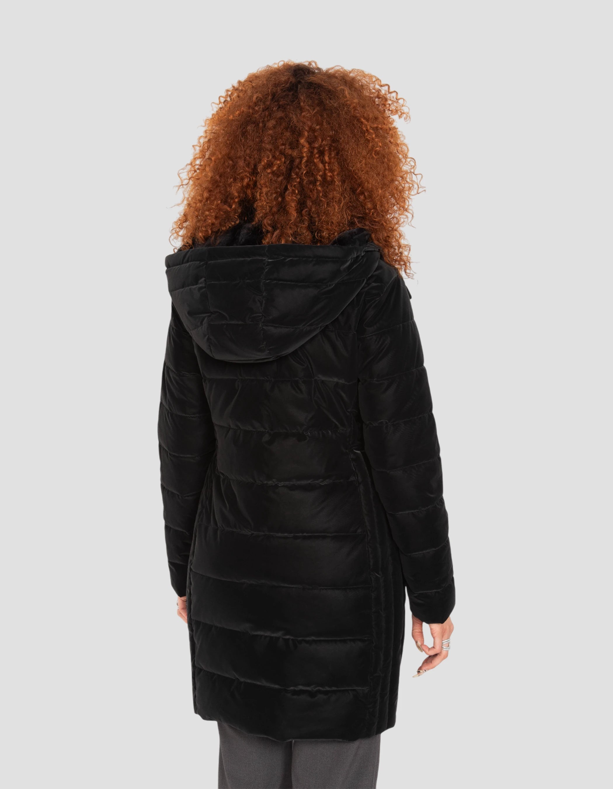 Lunga giacca nera curva con cappuccio-6