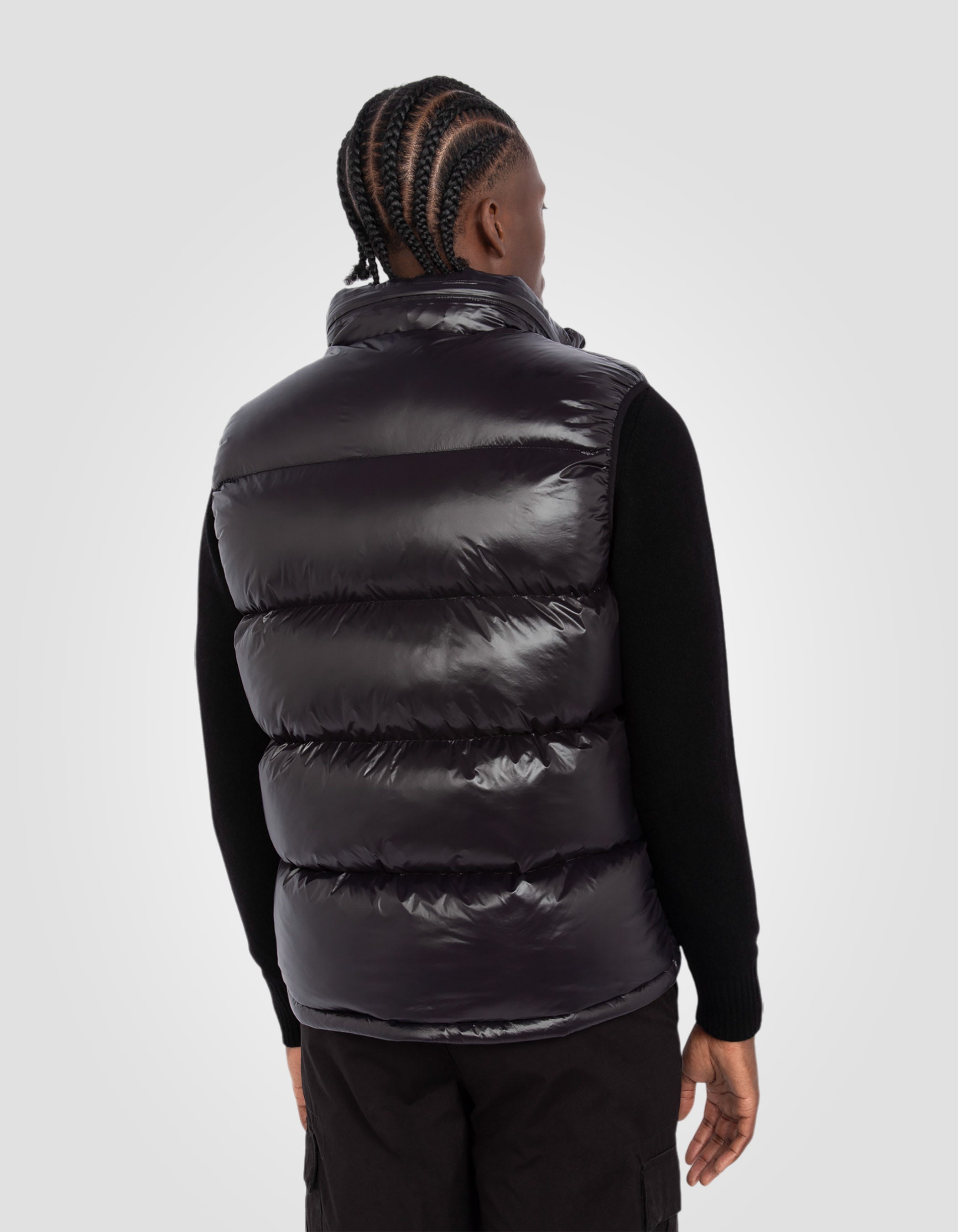 Giacca nera senza maniche lucida-6