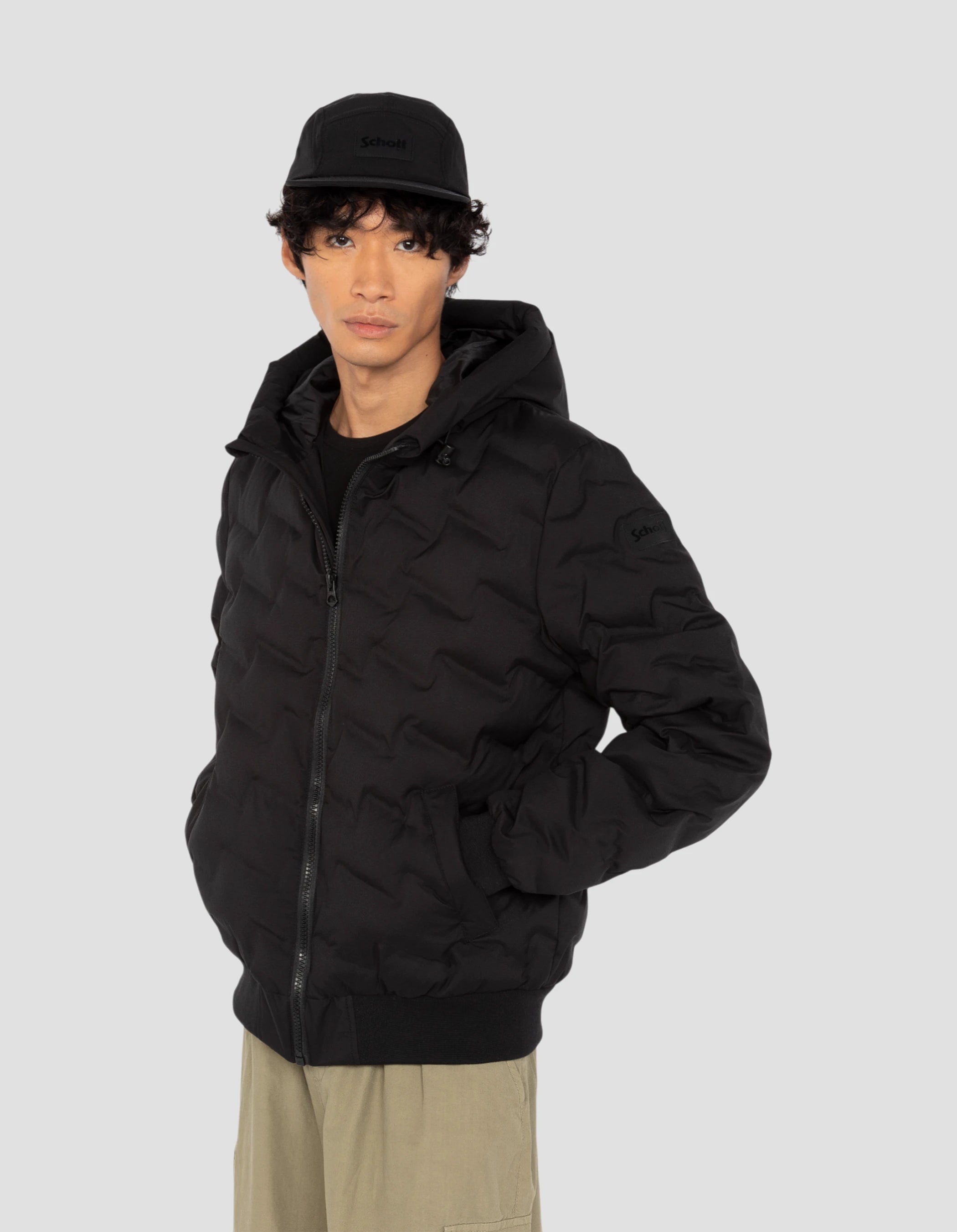 Schwarze Kapuzenjacke mit geschweißter, nahtloser Matratze-3