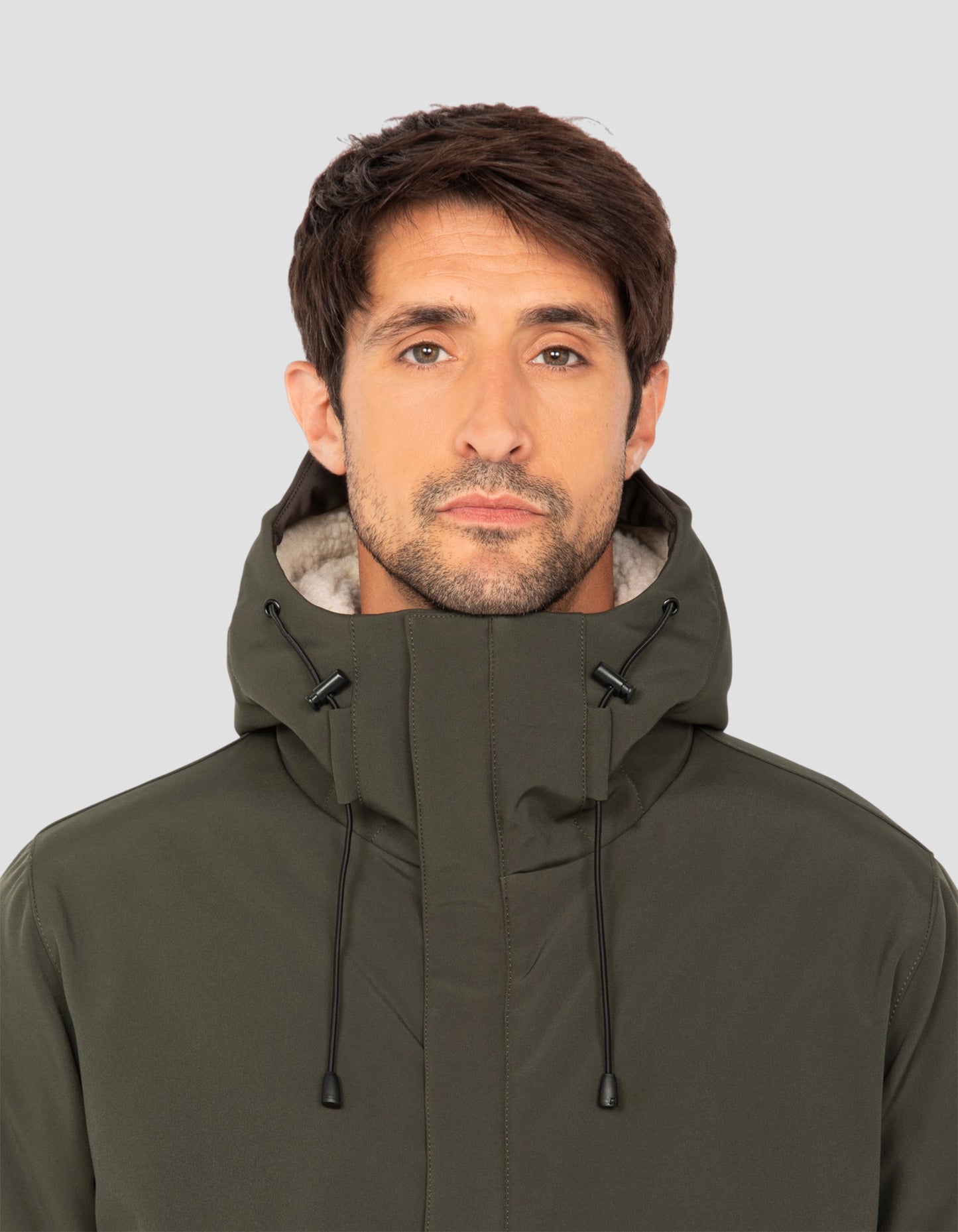 Parka kaki foncé multipoches à capuche
