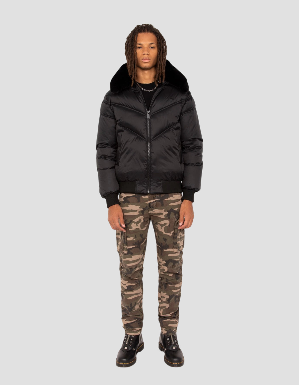 Doudoune urban noire avec col imitation fourrure-1