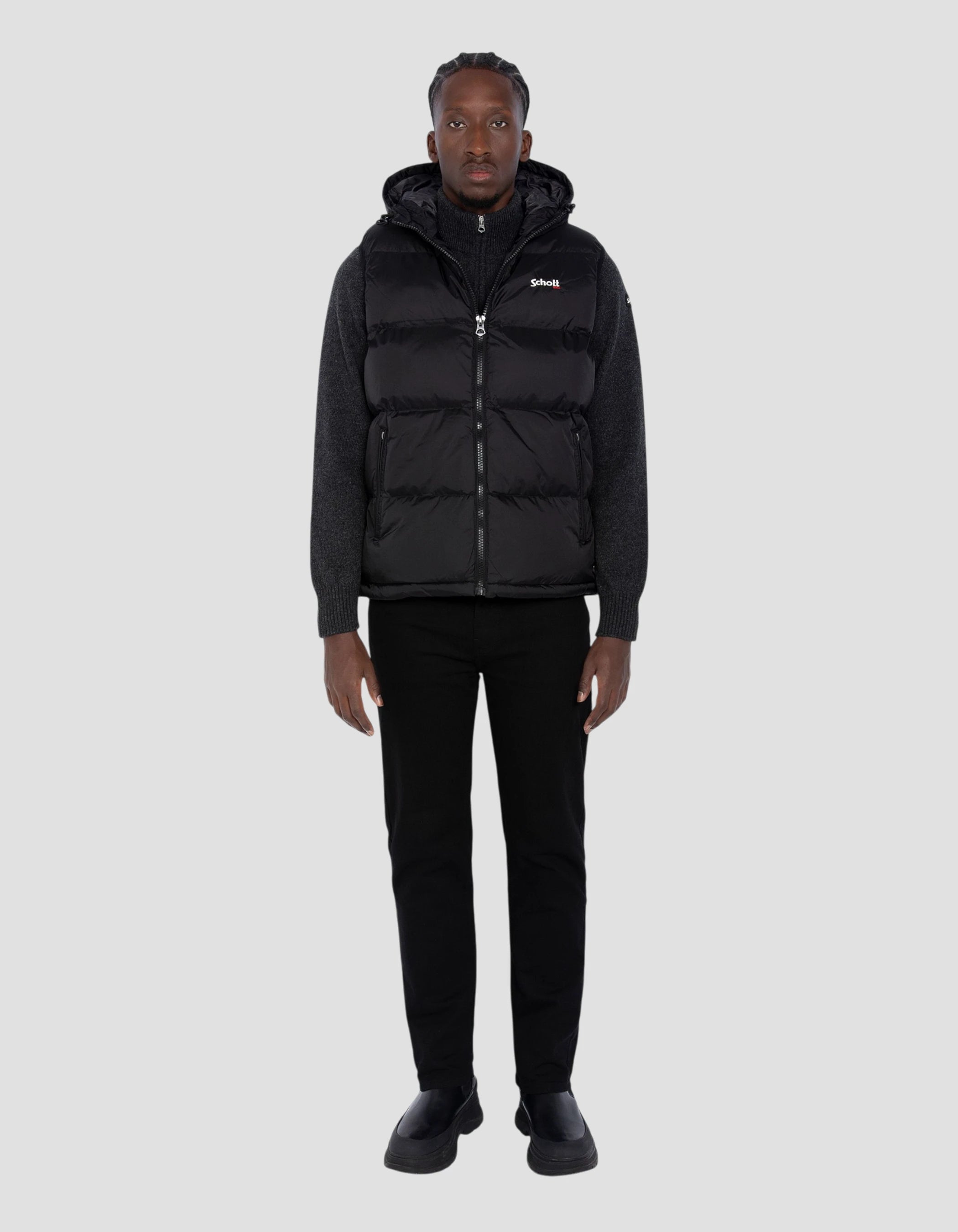 Giacca nera senza maniche-1