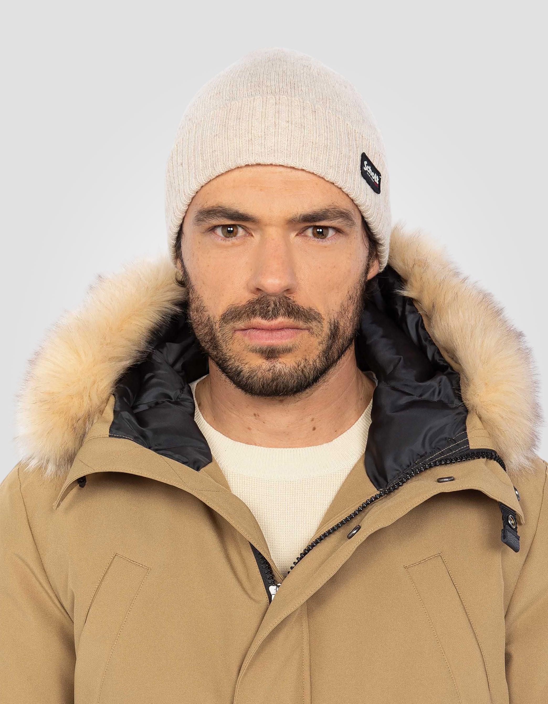 Parka beige corto encapuchado con pelaje falso-5