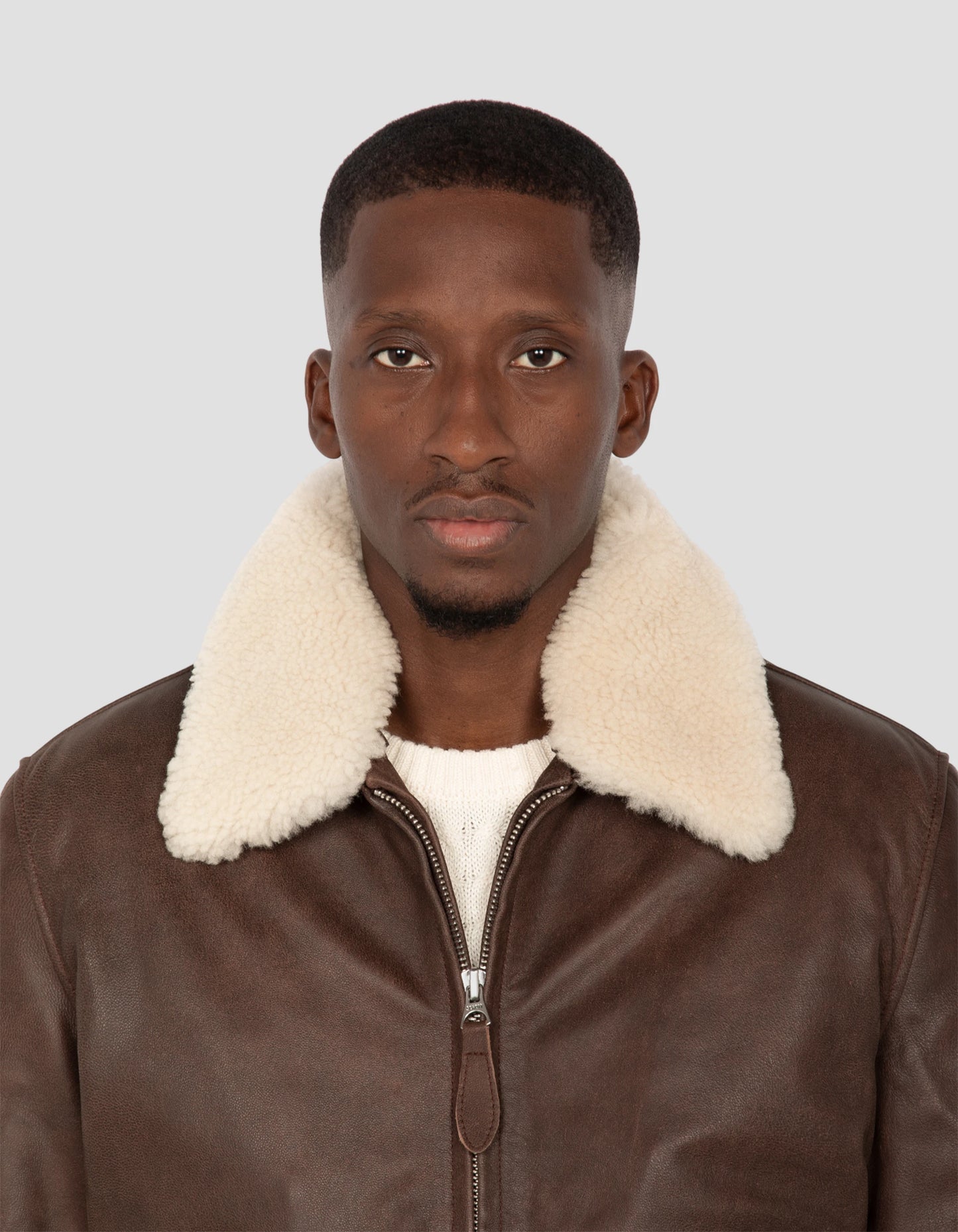 Chaqueta marrón de aviador vintage, cuero de cabra