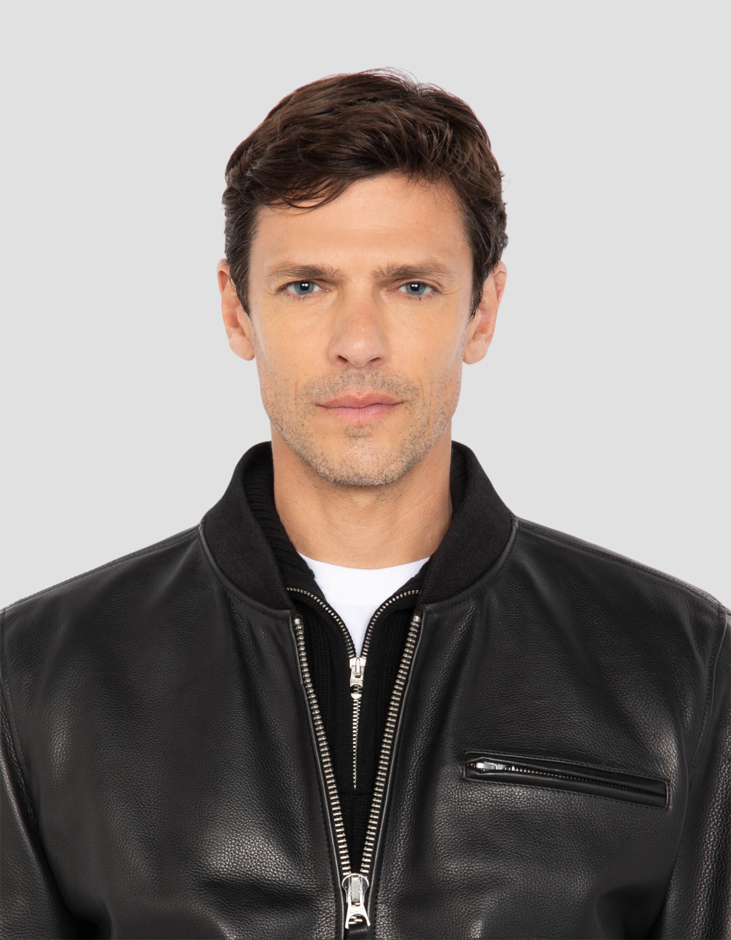 Blouson noir casual, cuir de vachette grainé