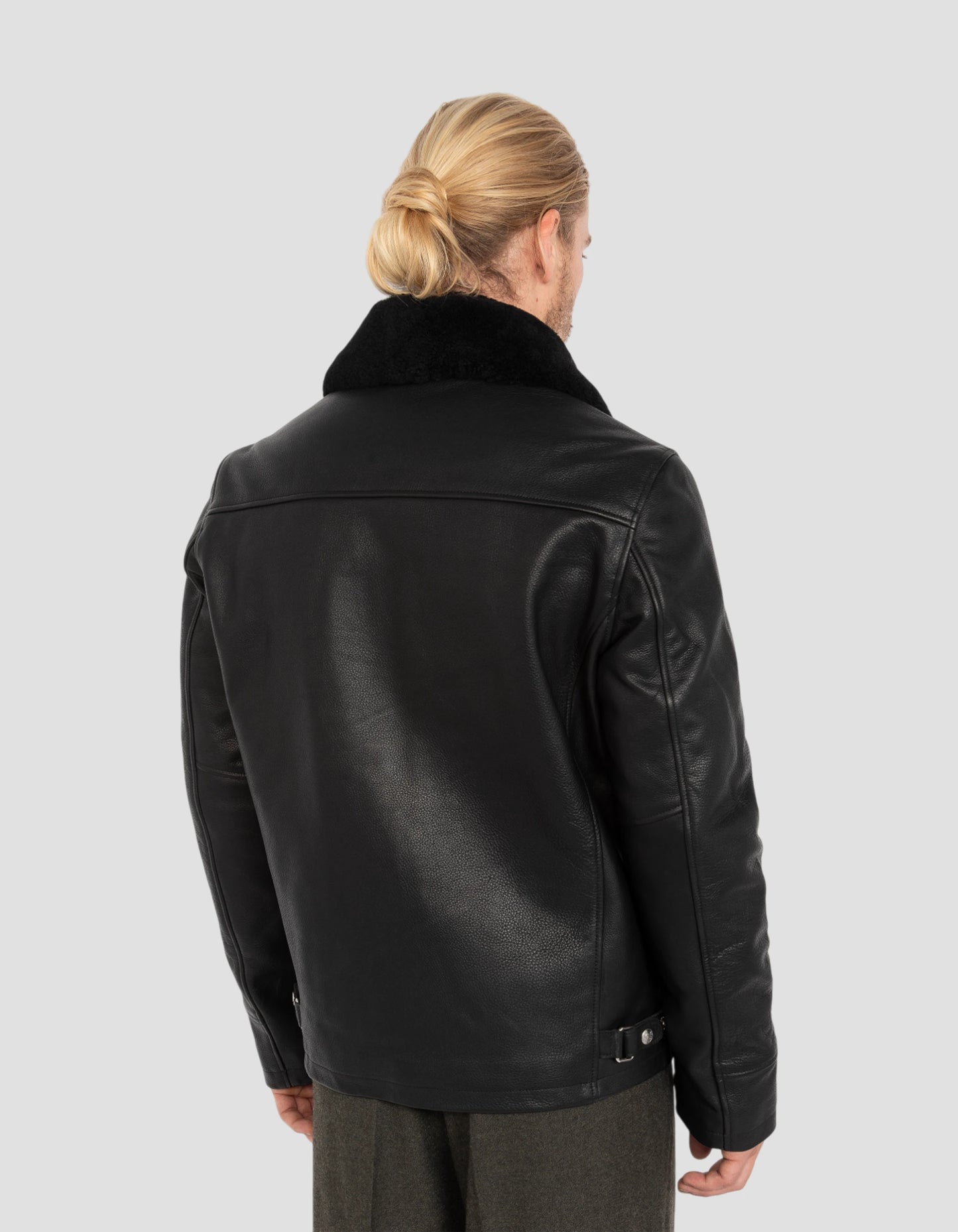 Blouson noir casual, cuir de vachette