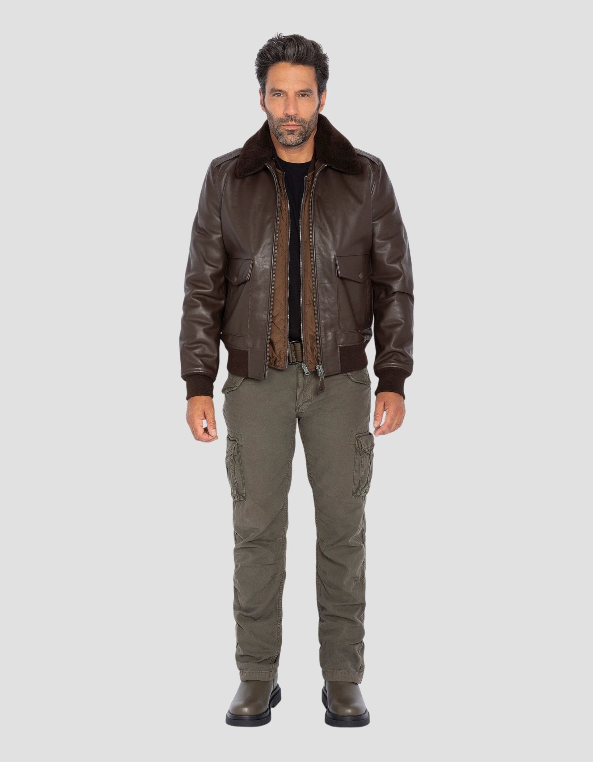 Type A -2 brown pilot jacket with removable vest, cowhide leather