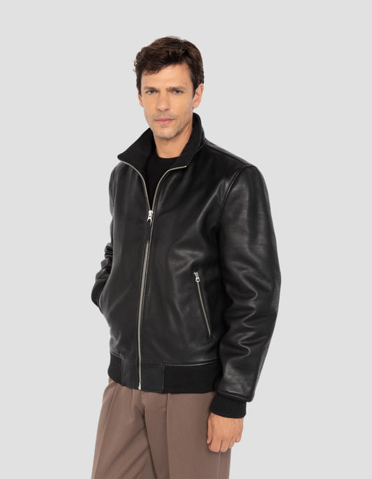 Schwarze Retro-Jacke aus genarbtem Rindsleder