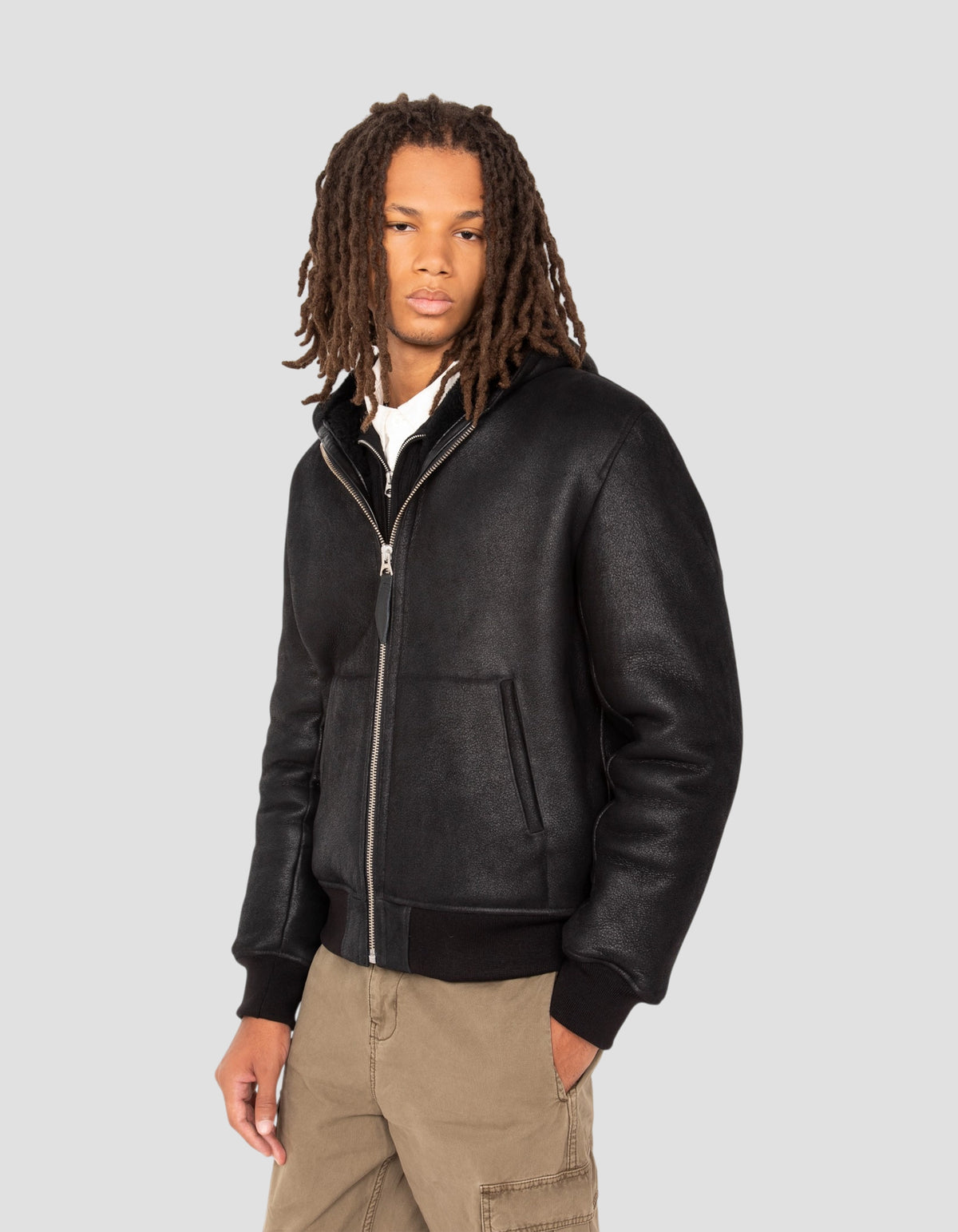 Blouson urban à capuche noir, mouton double face
