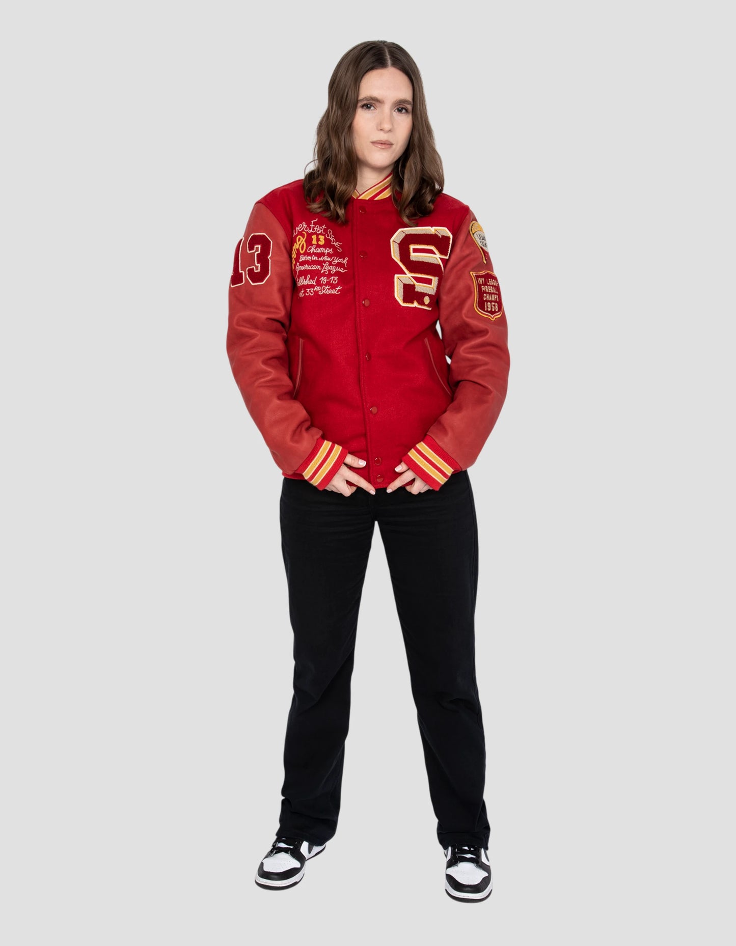 Giacca per orsacchiotto ricamato rosso, cuoio in pelle di mucca