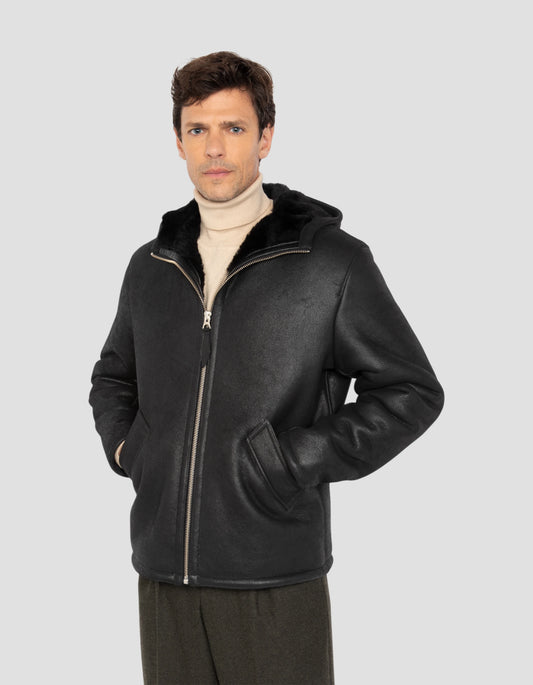 Chaqueta negra con capucha casual, cuero de oveja