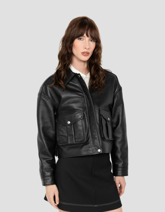 Kurze schwarze Pilotenjacke aus Lammfell