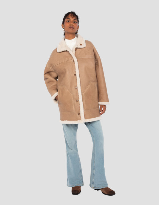 Reversible long sand coat, double -sided sheep