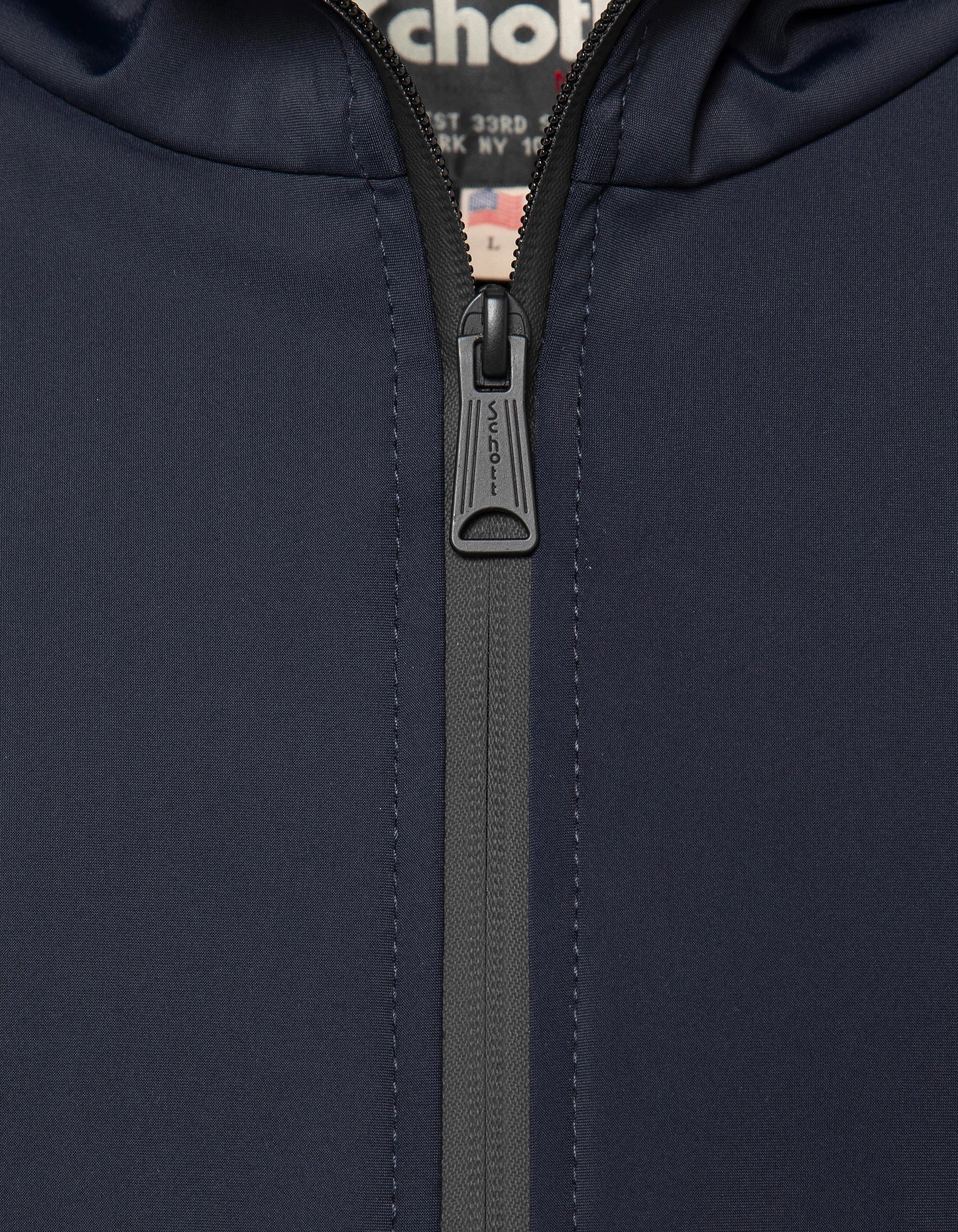 Blouson technique bleu marine à capuche