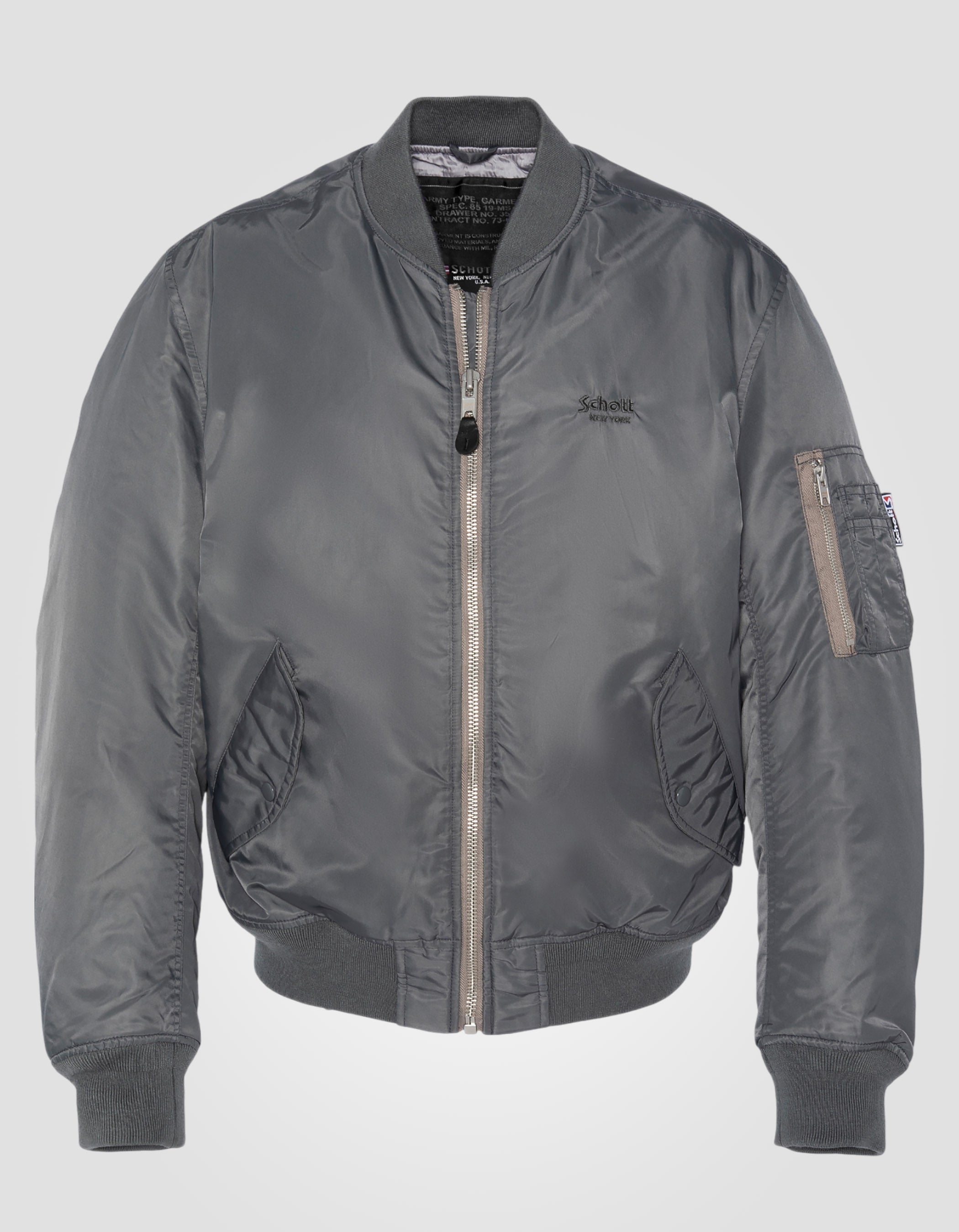 Bomber Ma-1 washed oil in recycled nylon, comfort cutting