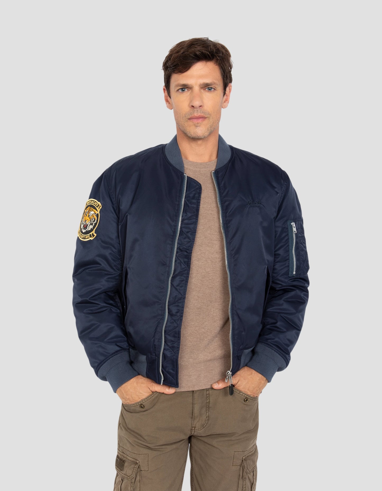 Bomber MA-1 Dark Navy gewaschener Typ Suka in recyceltem Nylon