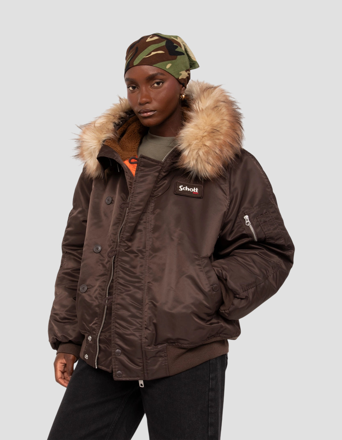 Chaqueta snorkel N2B marrón con capucha, corte oversize-4