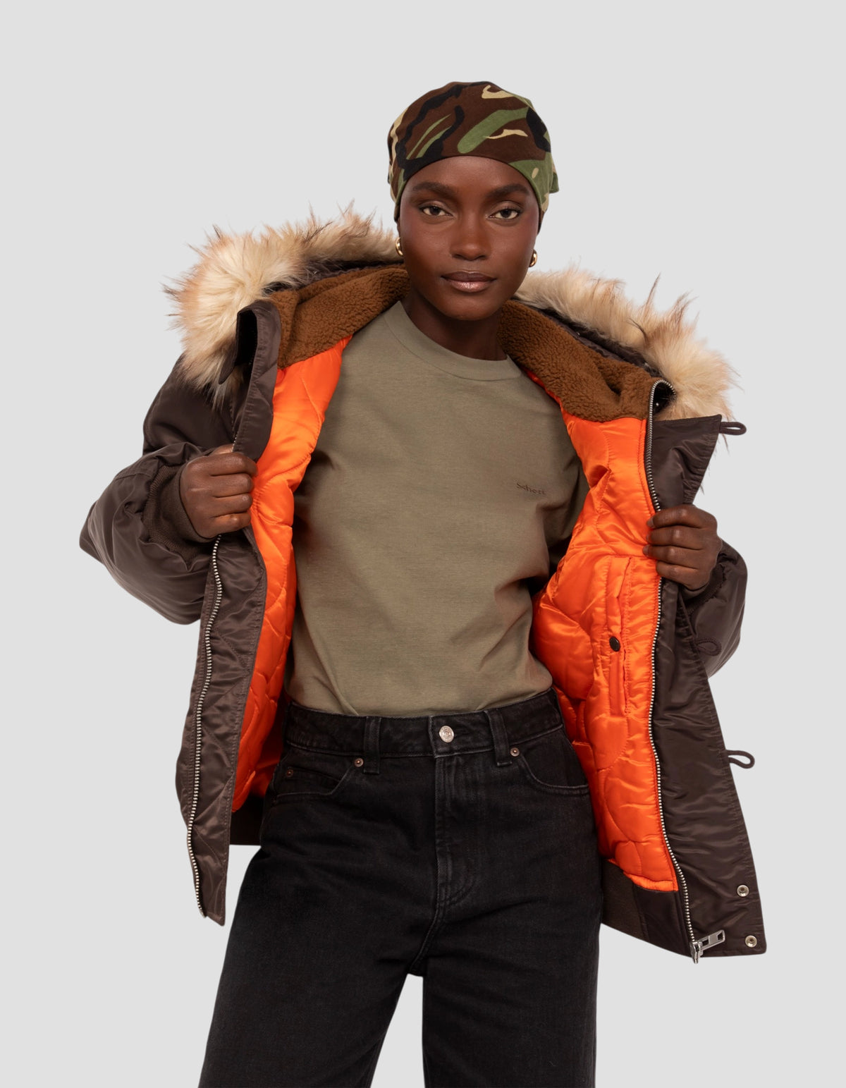 Chaqueta snorkel N2B marrón con capucha, corte oversize-5