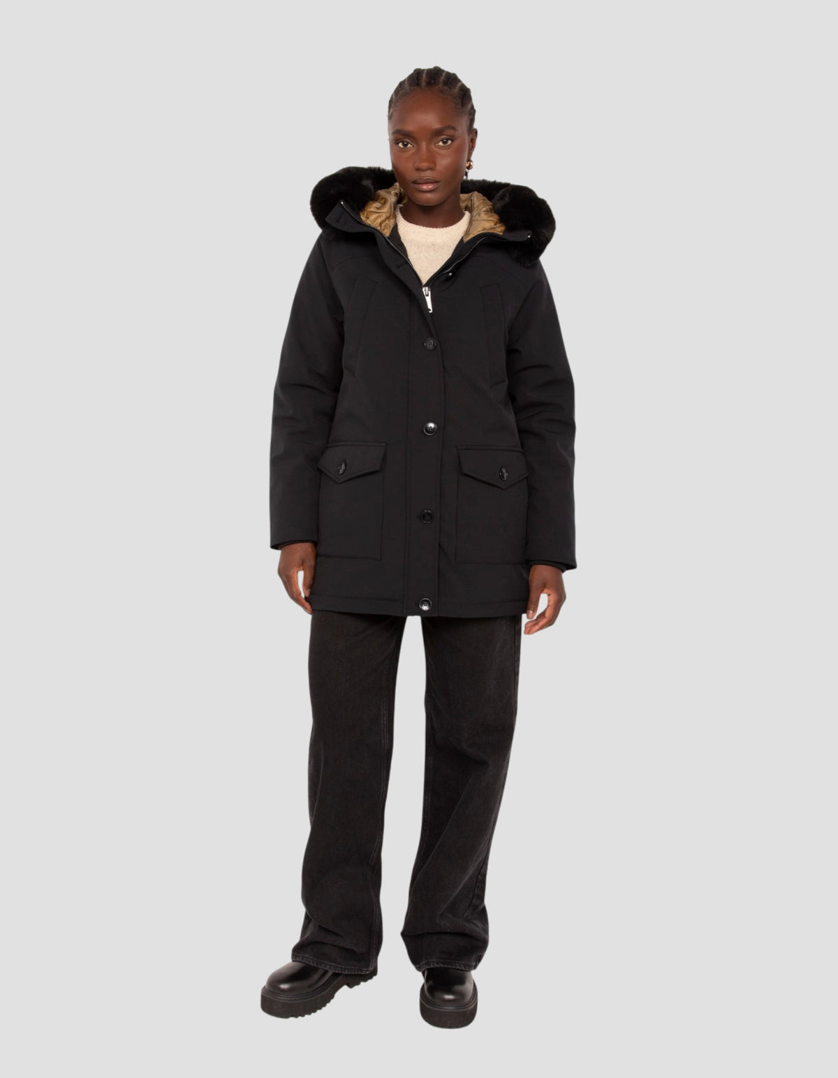 Schwarzer wasserabweisender Parka mit Kapuze-1