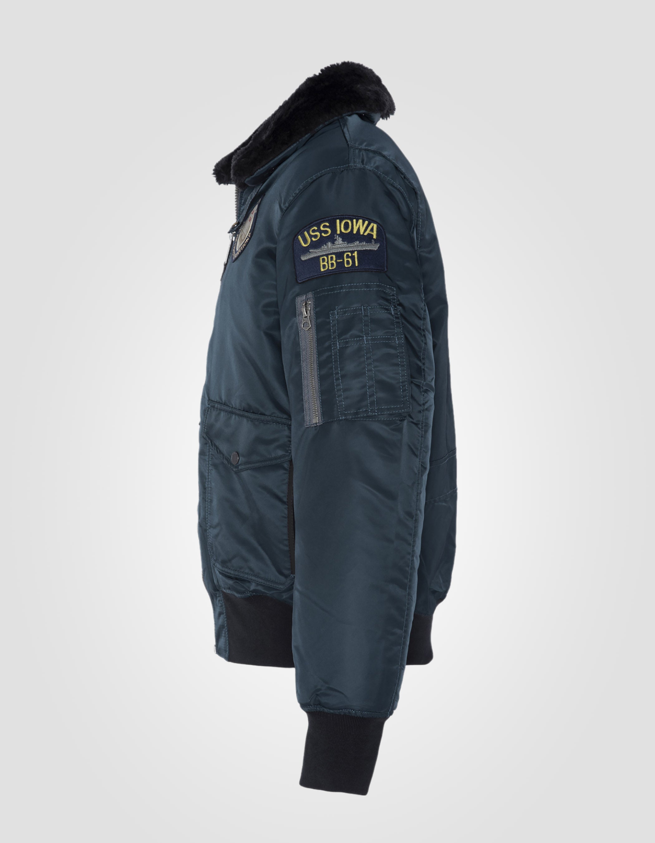 Bumber Navy Blue Pilot in recyceltem Nylon ausgestattet-5