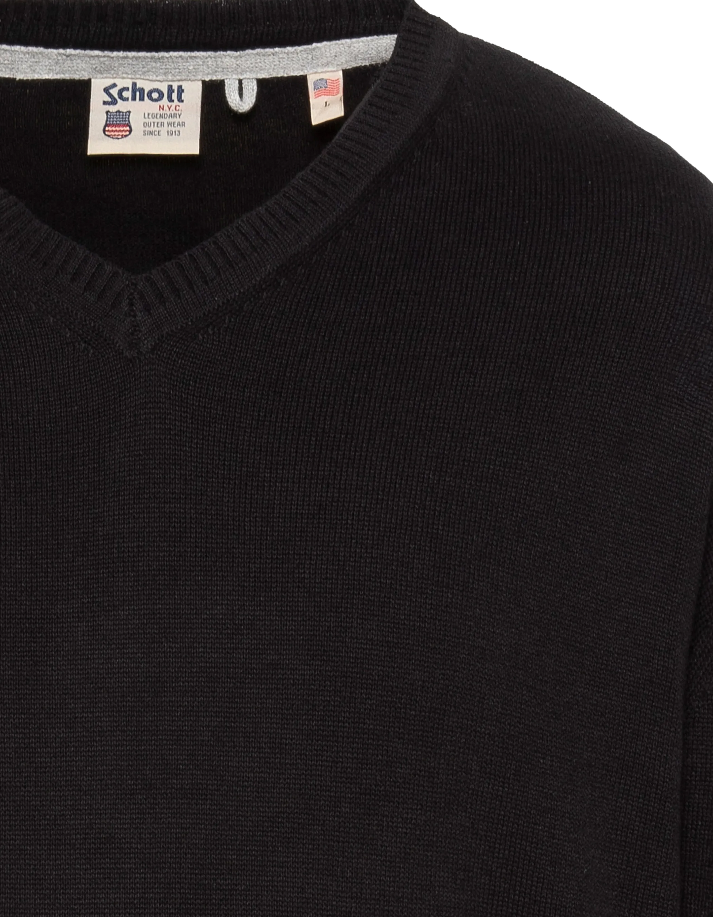 Pull léger noir col V