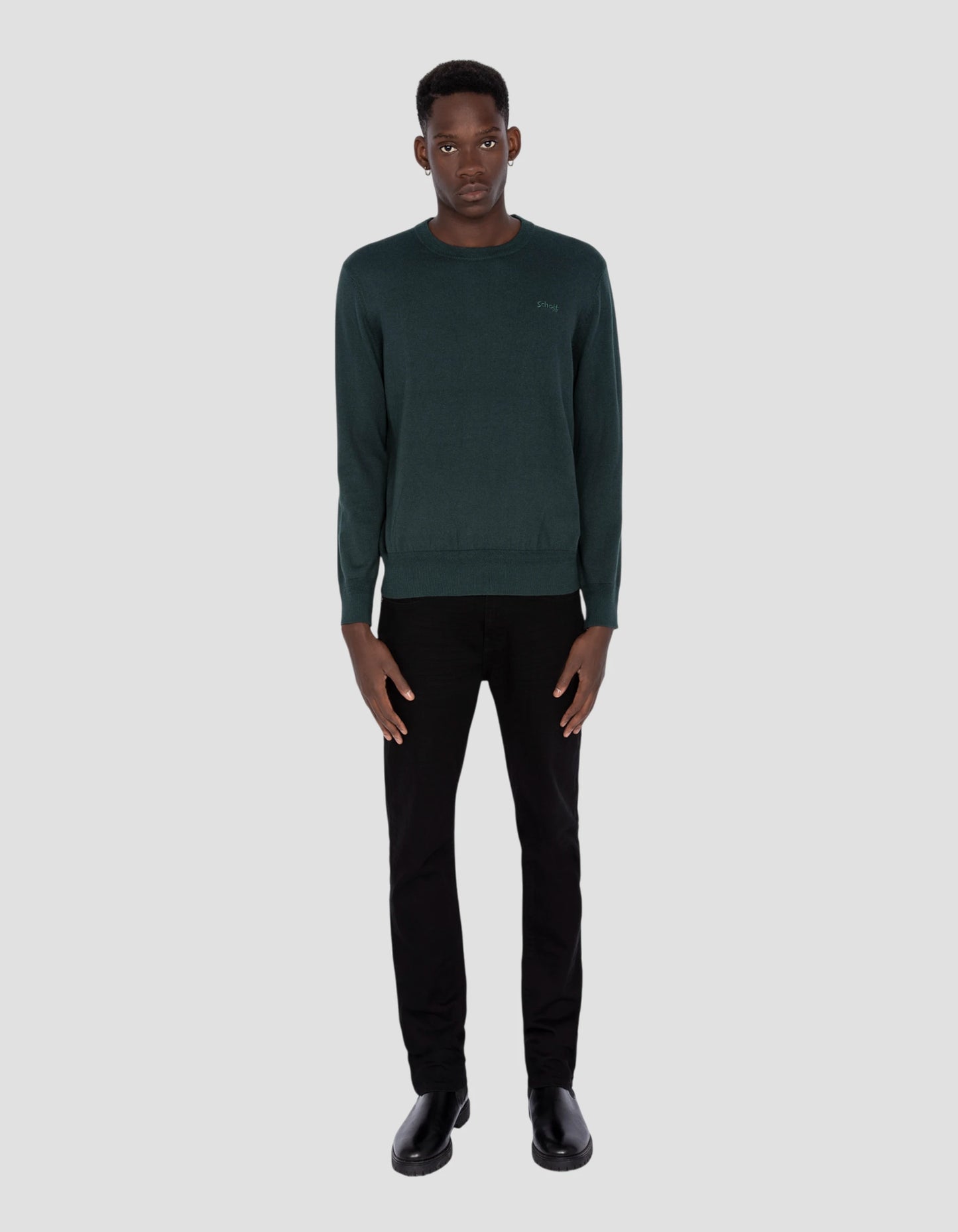 Dunkelgrünes rundes grünes Kragen in feinem Netz