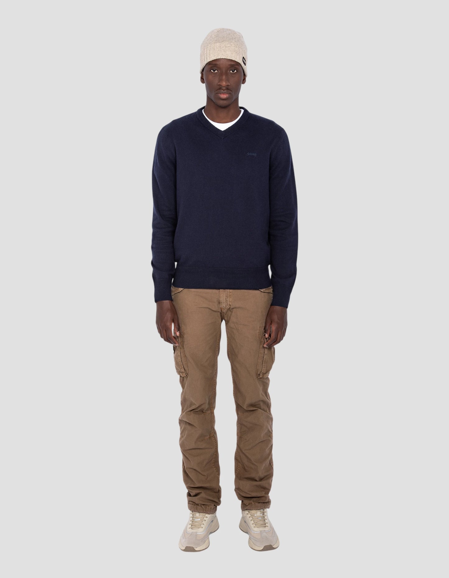 Marine blue V -neck sweater in fine mesh