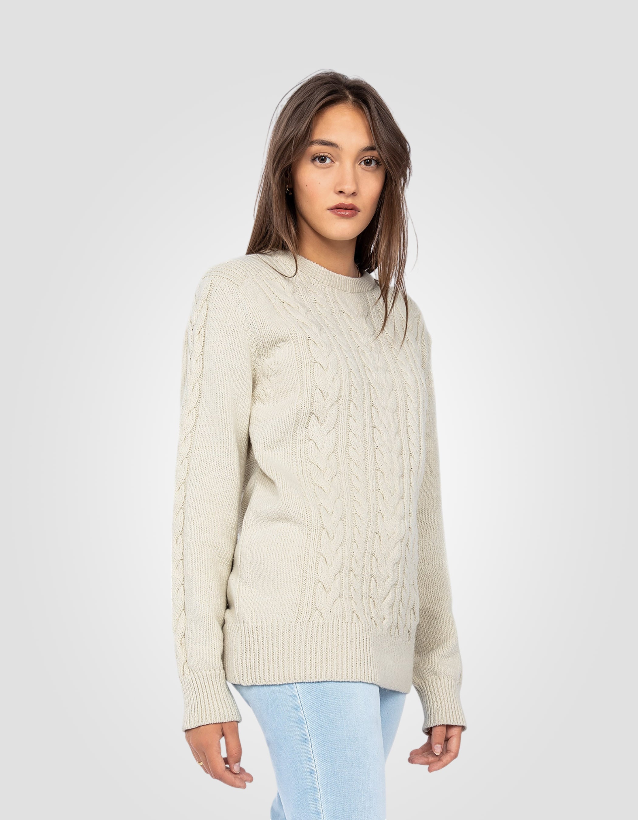 Isländischer runder Kragenkragen im recycelten Draht-4