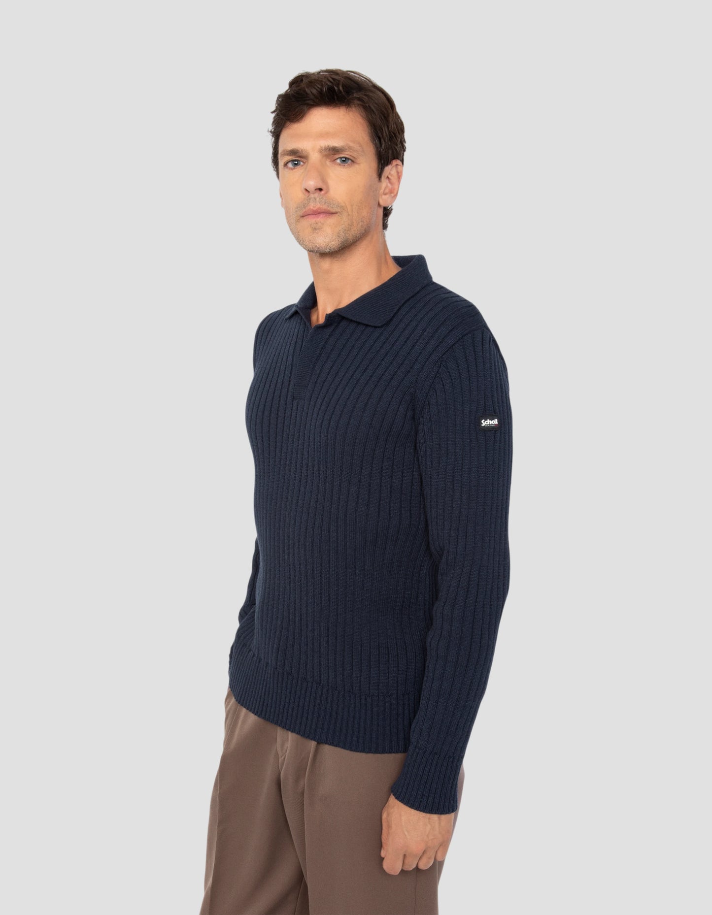 Cuesta de polo azul marino polo colo