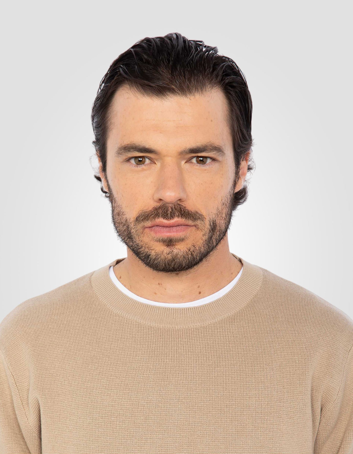 Pull militaire ras du cou