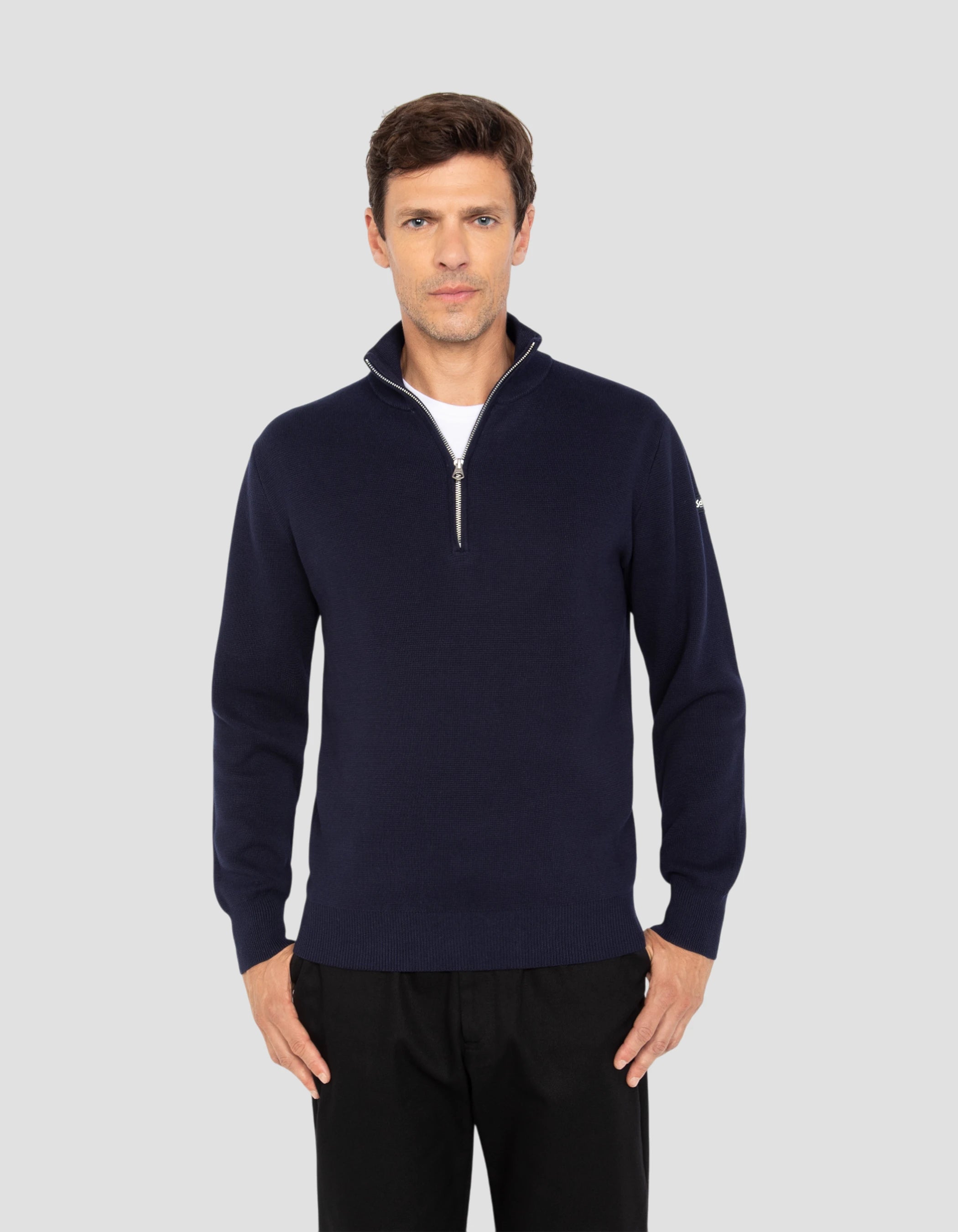Suéter azul marino con cuello con cremallera-3