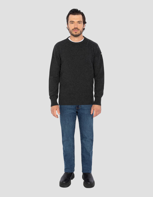 Rundende runde Kragen recycelt